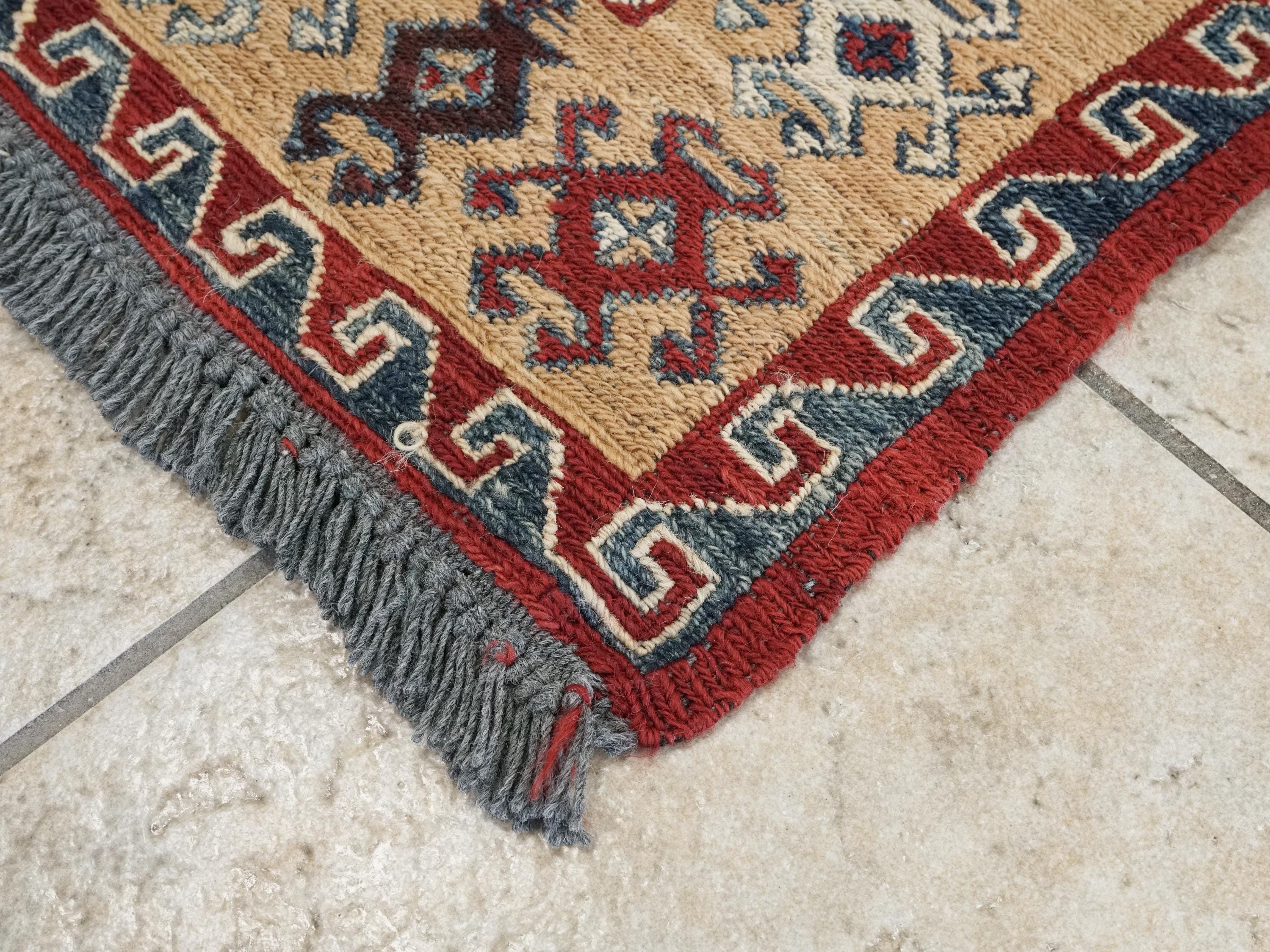 4x6 Ft Red Vintage Kilim Rug - Hand Knotted Afghan Rug