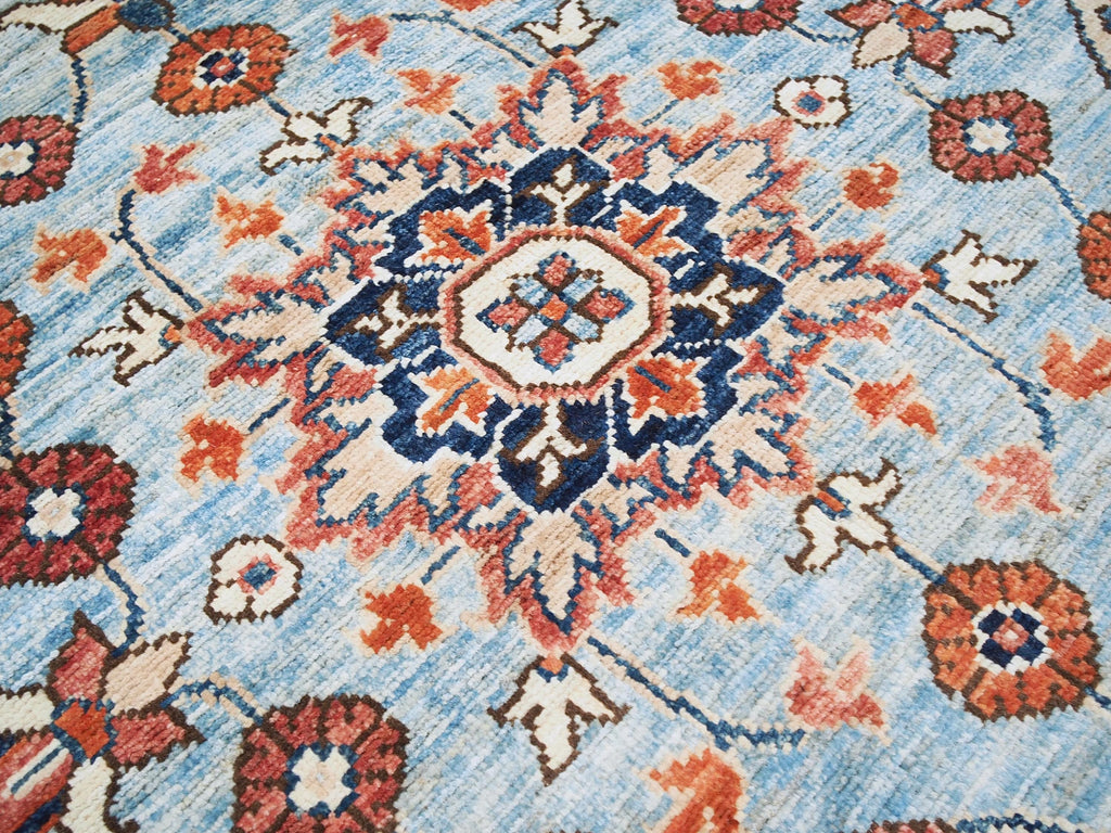 8x10 Ft Blue & Red Heriz Rug: Hand -Knotted Oriental Wool Rug