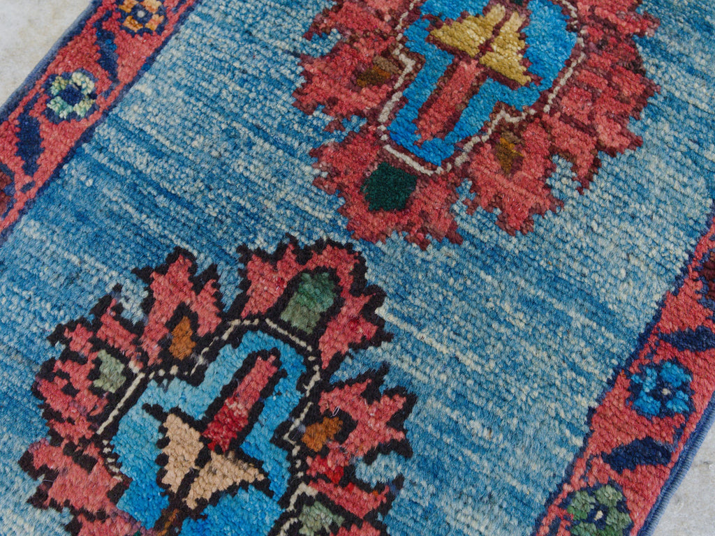 1x2 Ft Blue & Red Serapi Rug - Floral Accent Rug