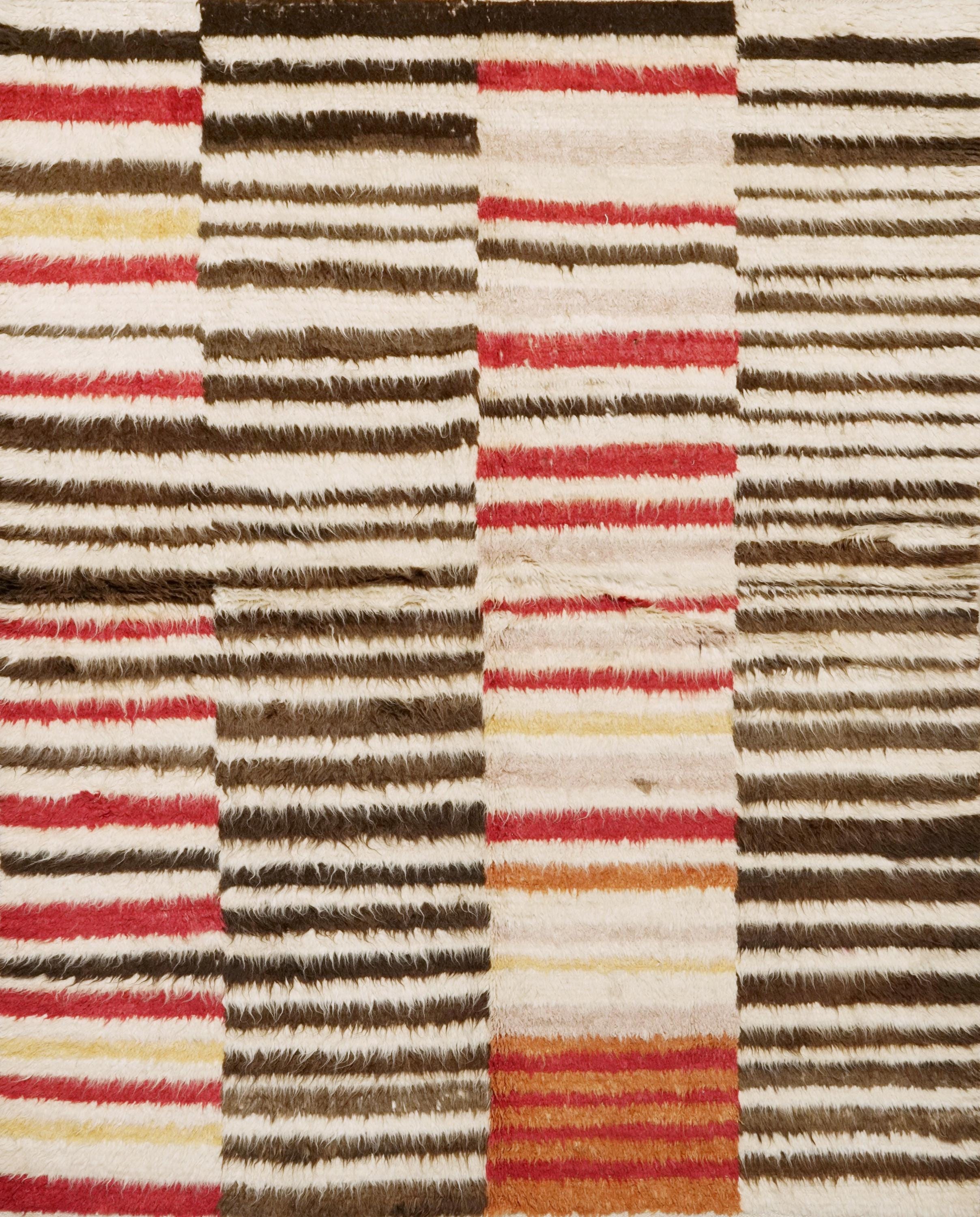6x8 Ft Black & Red Moroccan Rug - Hand Knotted Shaggy Wool Rug