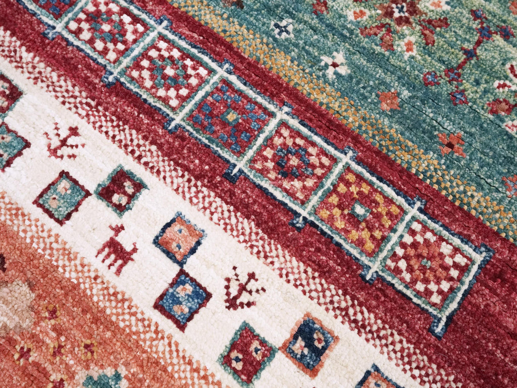 4x4 Ft Colorful Khorjin Rug - Hand Knotted Round Rug - Tribal Design