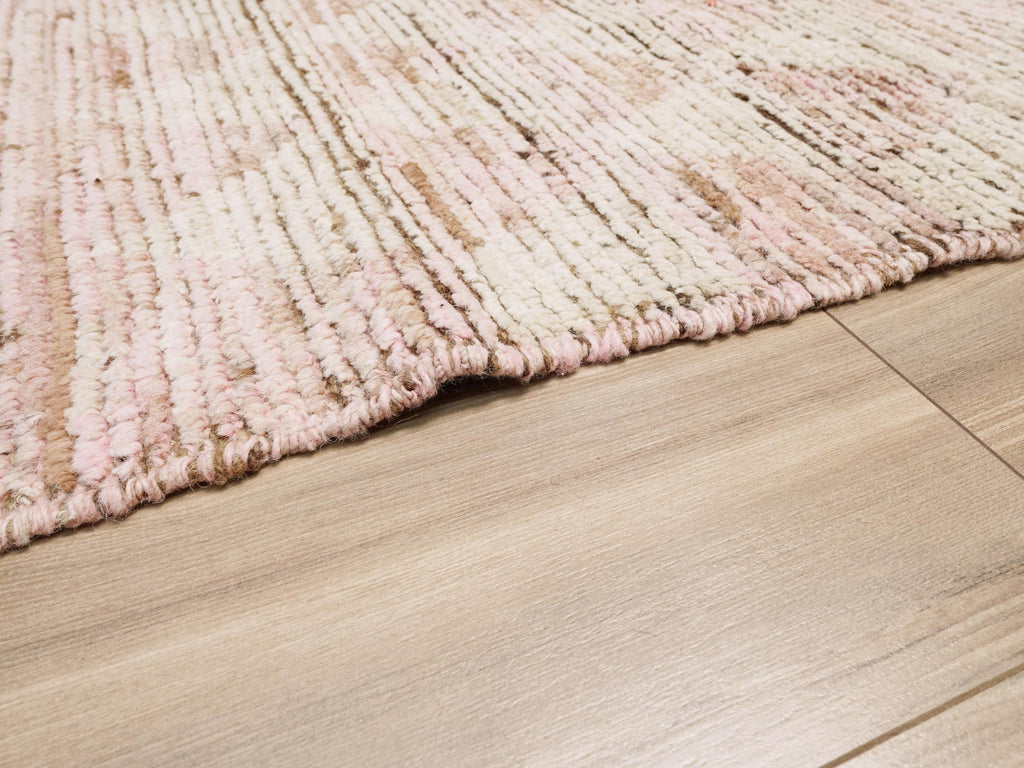 6x8 Ft Pink Moroccan Wool Rug - Hand-Knotted Area Rug