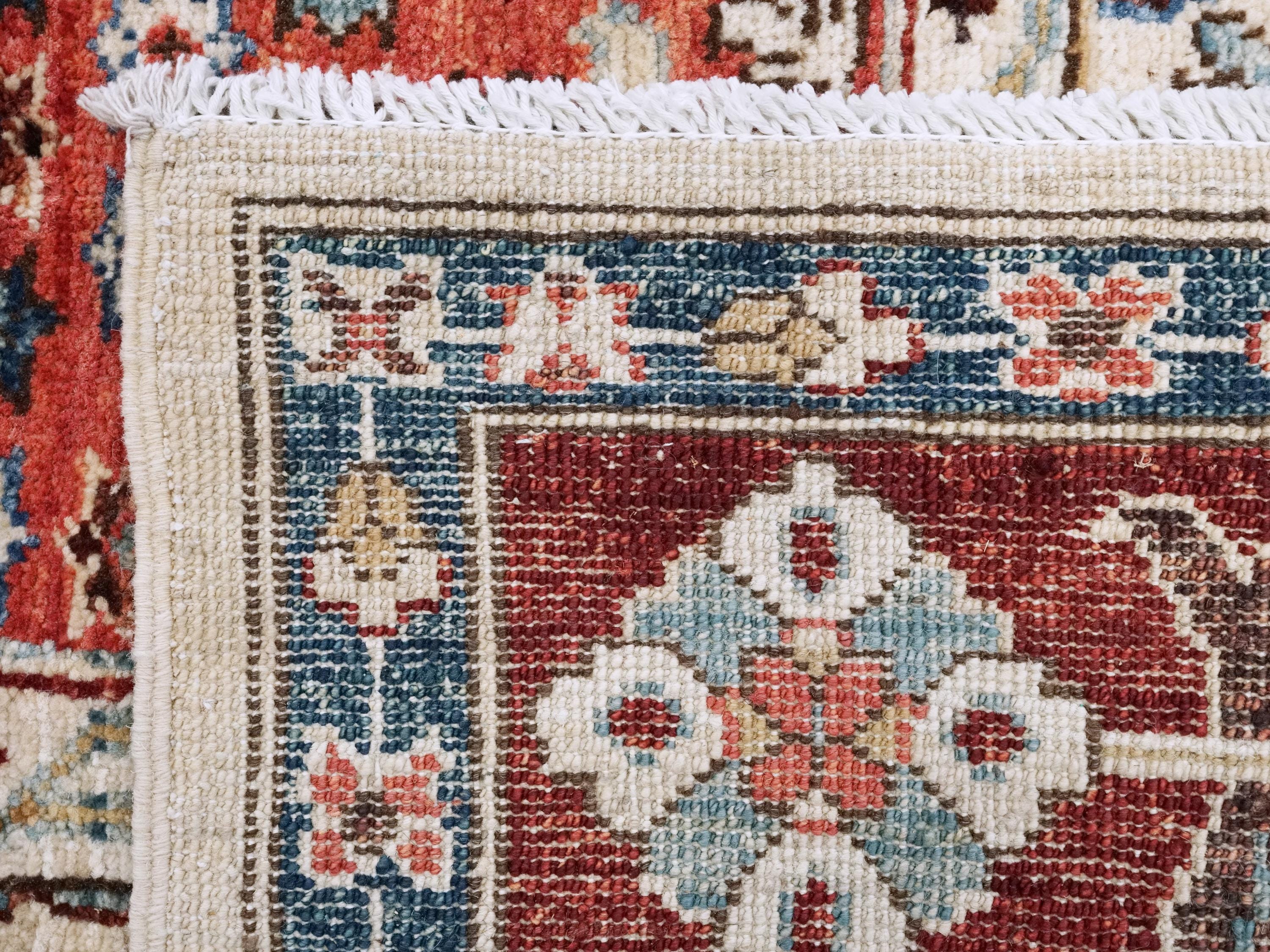 5x7 Ft Red & Beige Serapi Rug - Oriental Area Rug - Garden Design