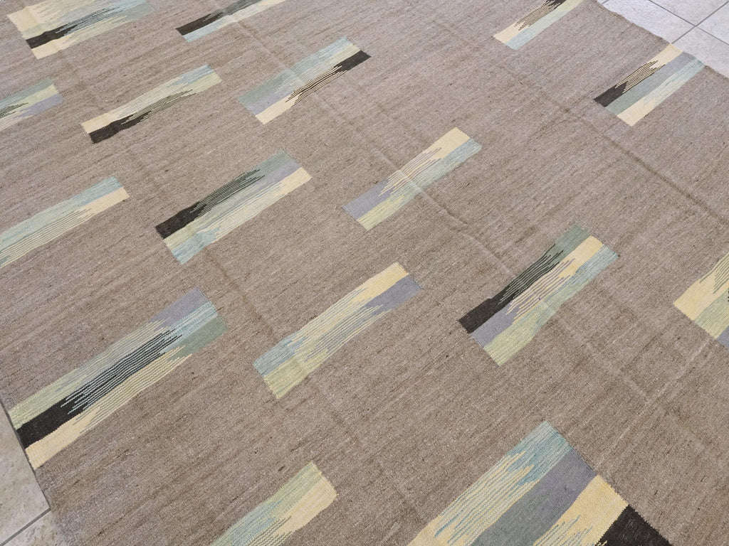 8x10 Ft Brown & Green Kilim Rug - Flat Weave Area Rug