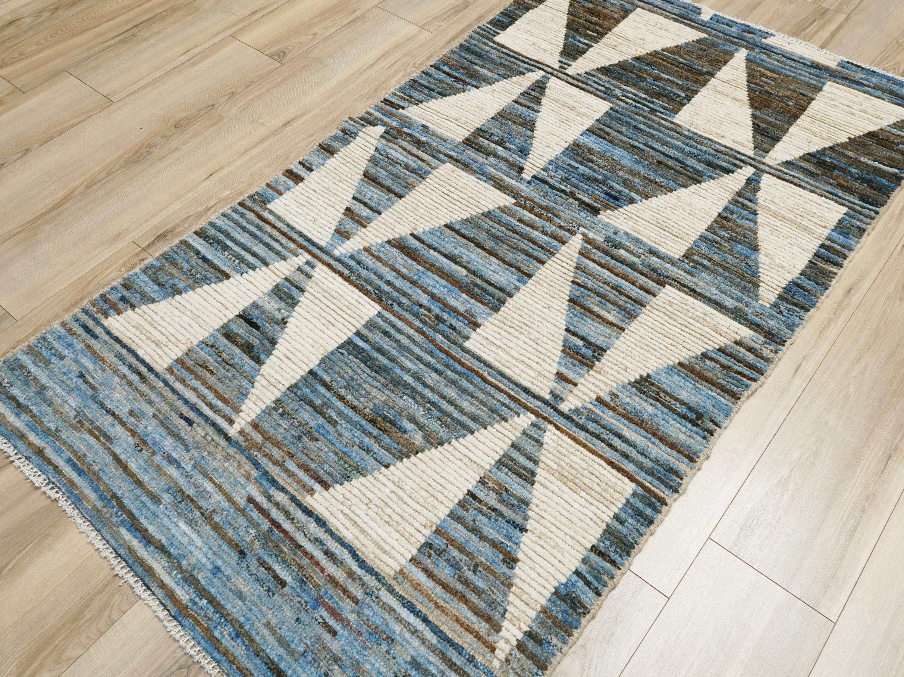 3x6 Ft Hand Knotted  Moroccan Rug - Blue & White Area Rug