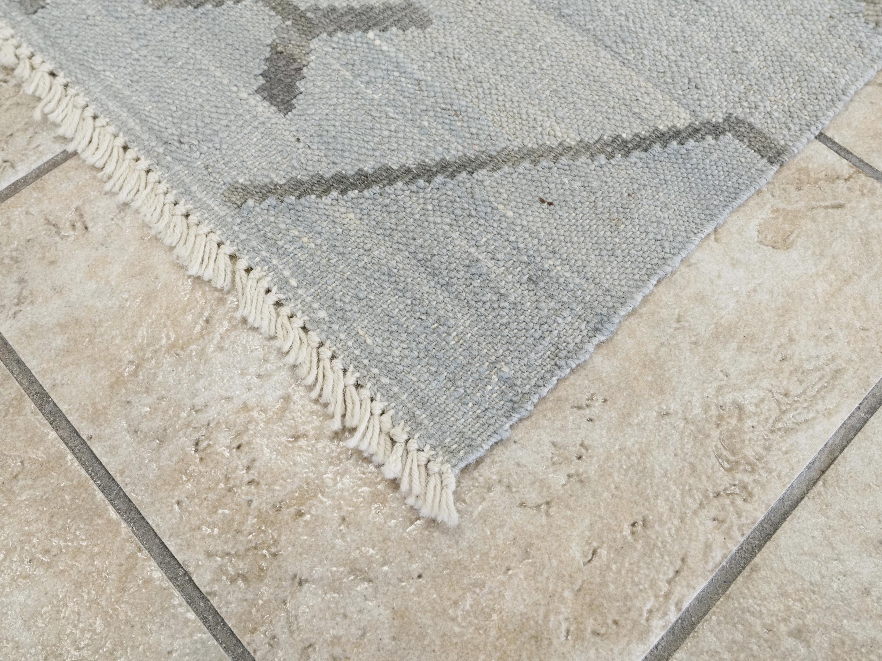 6x8 Ft Gray Kilim Rug - Handwoven Flat Weave