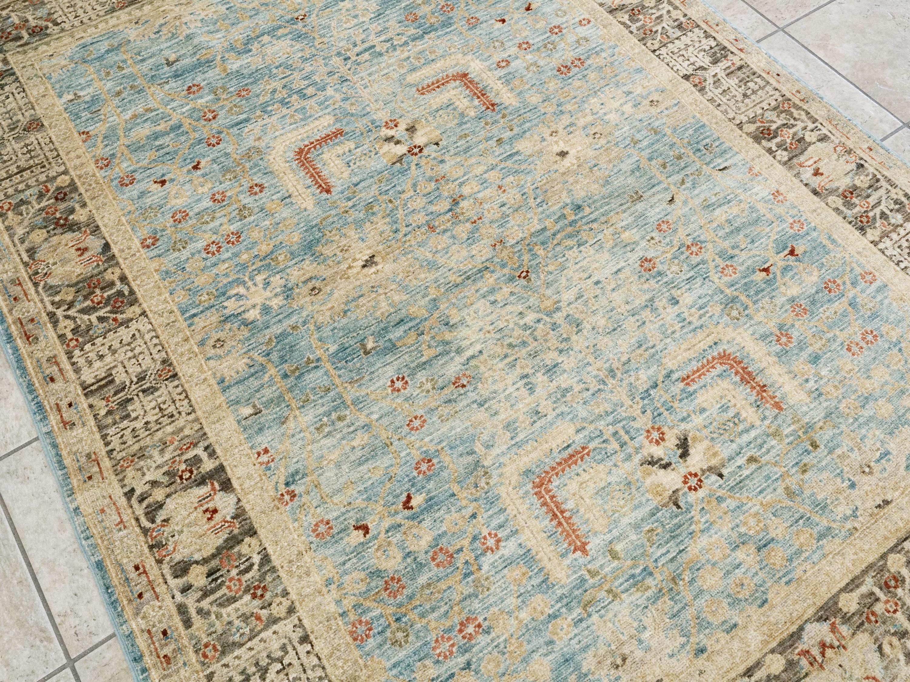 5x7 Ft Blue Floral Persian Rug - Hand Knotted Oriental Rug