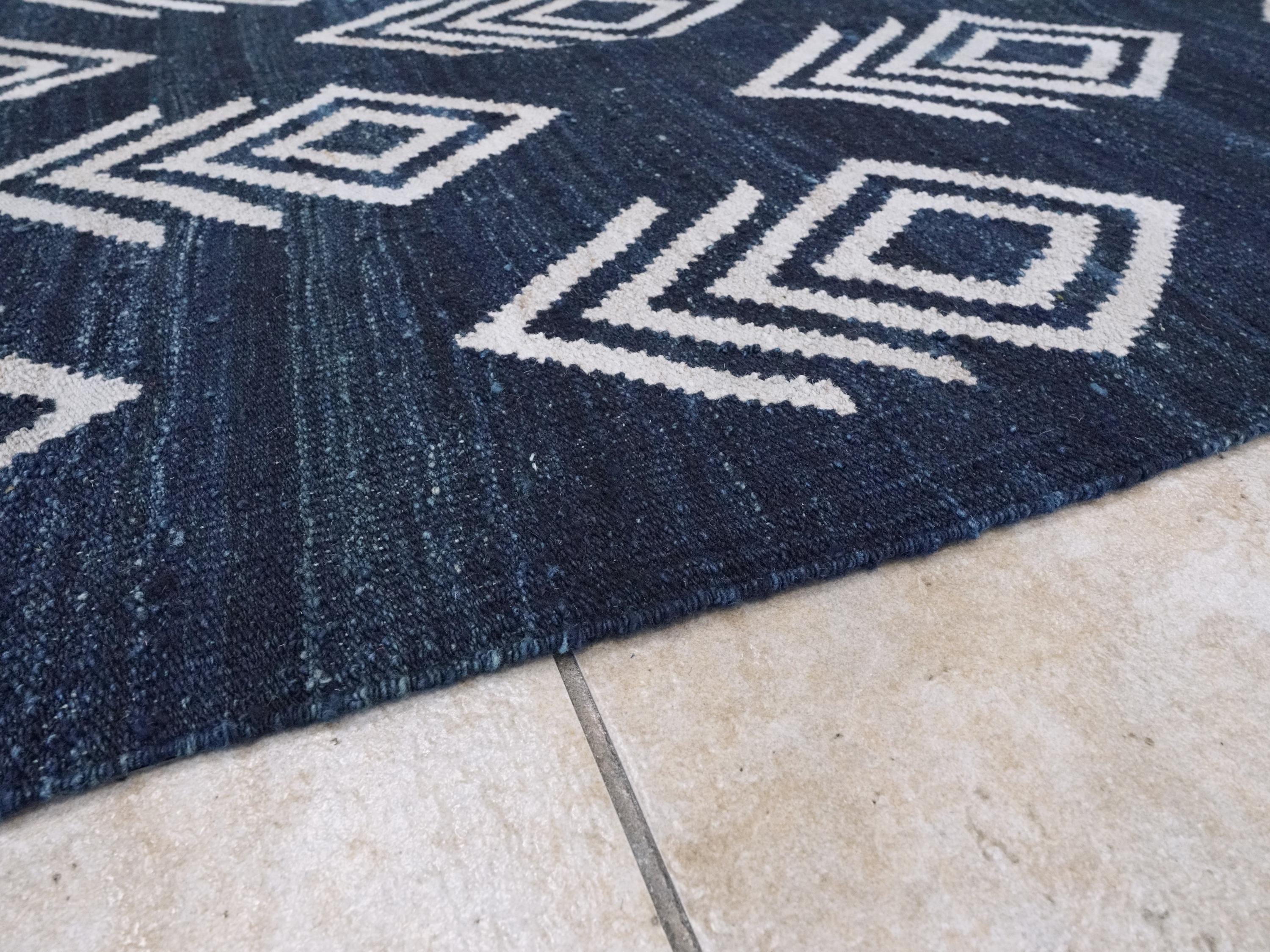 8x10 Ft Dark Blue Kilim Rug - Flat Weave Area Rug - Abstract Design