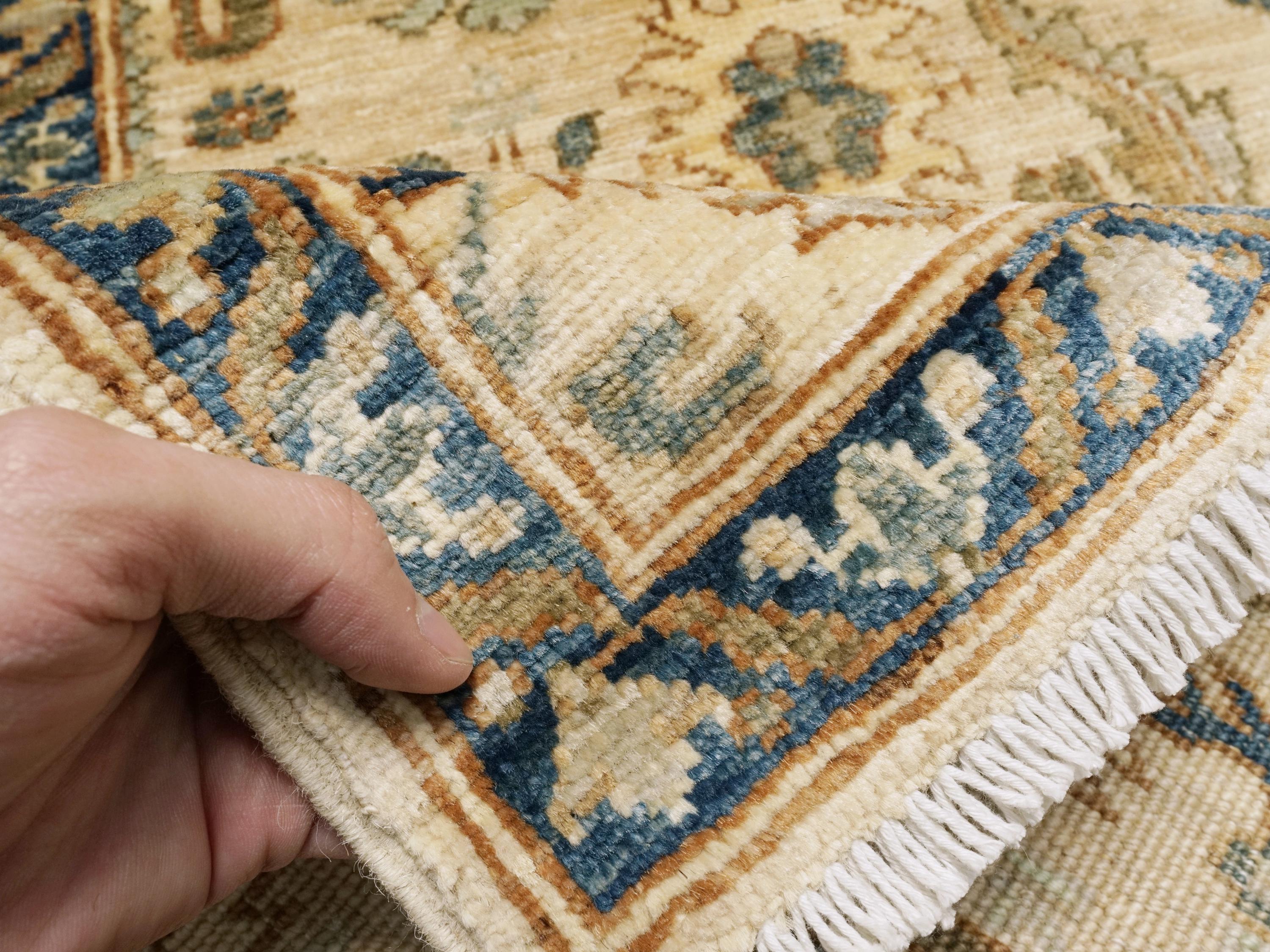 5x8 Ft Beige Serapi Rug - Afghan Handmade Wool Rug - Floral Design