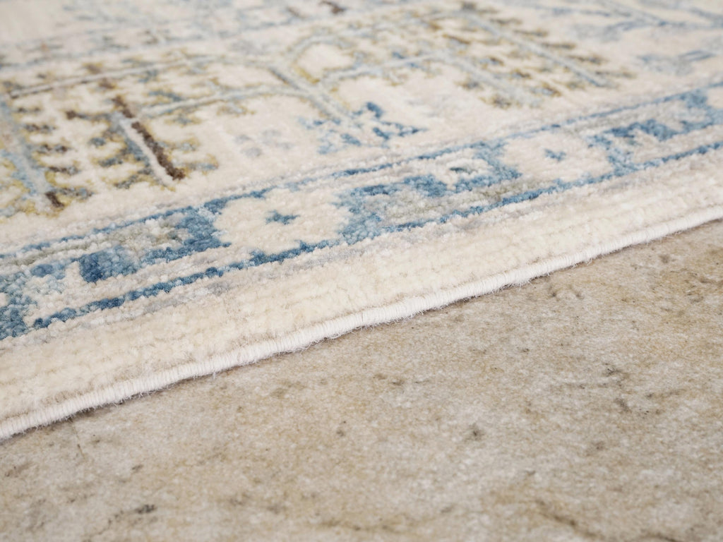5x7 Ft Hand Knotted Wool Serapi Rug - White Vintage Persian Rug