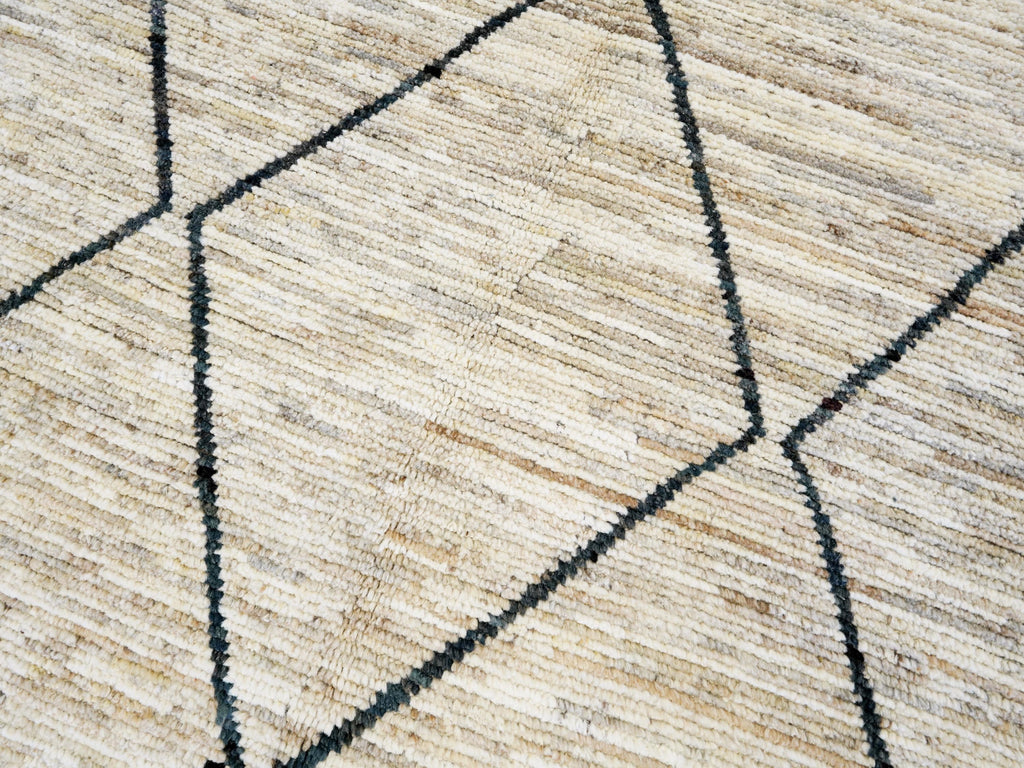 8x10 Ft Beige Moroccan Rug - Hand Knotted Wool Area Rug