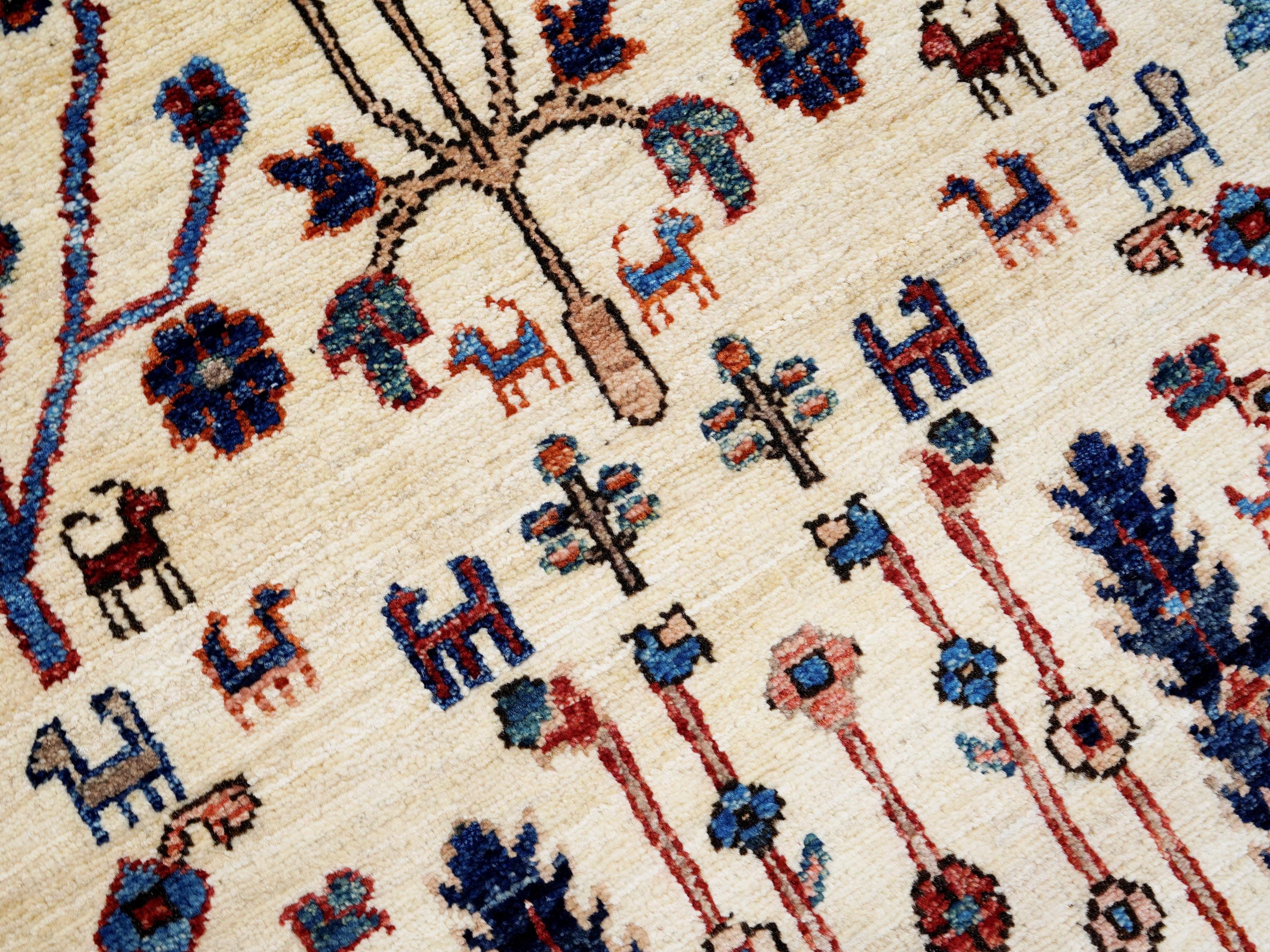 3x5 Ft Beige Serapi Rug - Handmade Afghan Rug - Floral Design