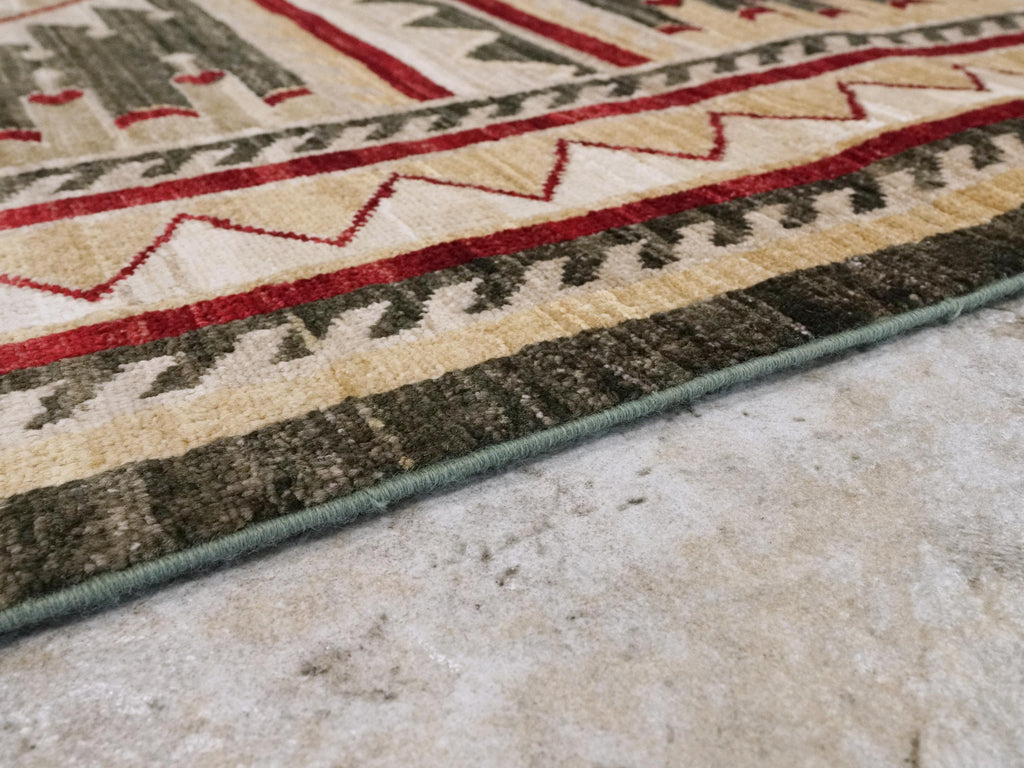 6x9 Ft Green & Red Heriz Rug - Oriental Area Rug - Persian Design