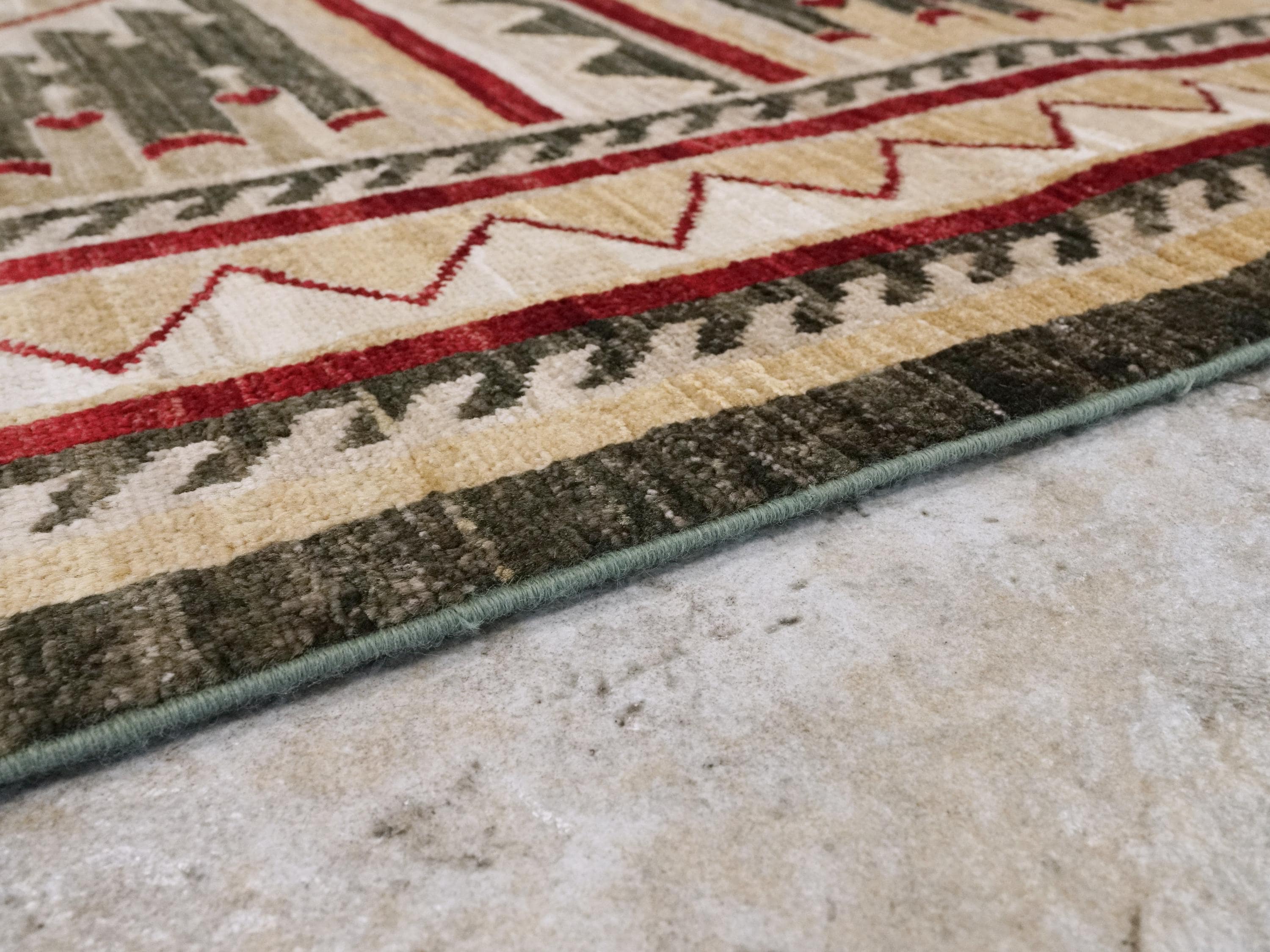 6x9 Ft Green & Red Heriz Rug - Oriental Area Rug - Persian Design