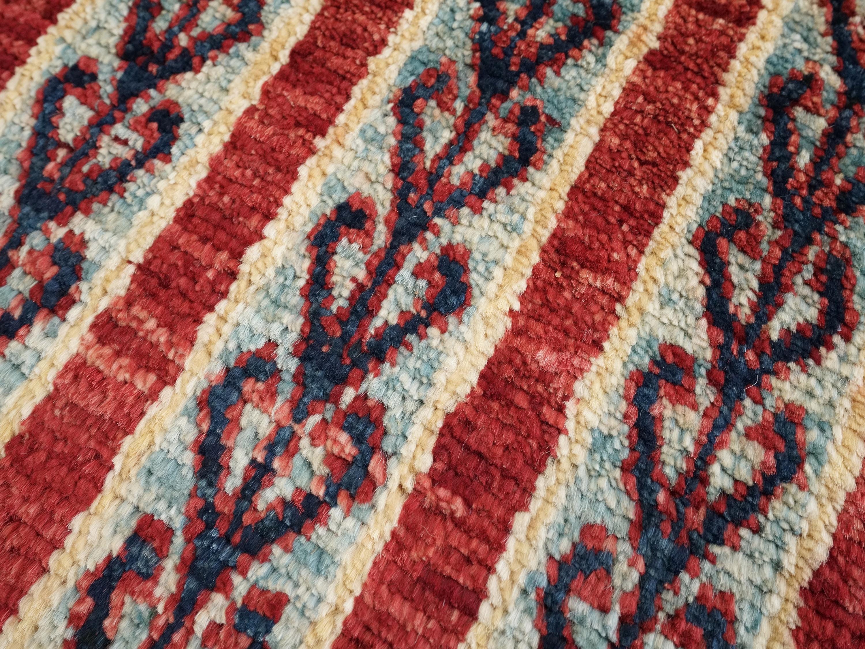 1x2 Ft Hand Knotted Heriz Rug - Red & Green Afghan Wool