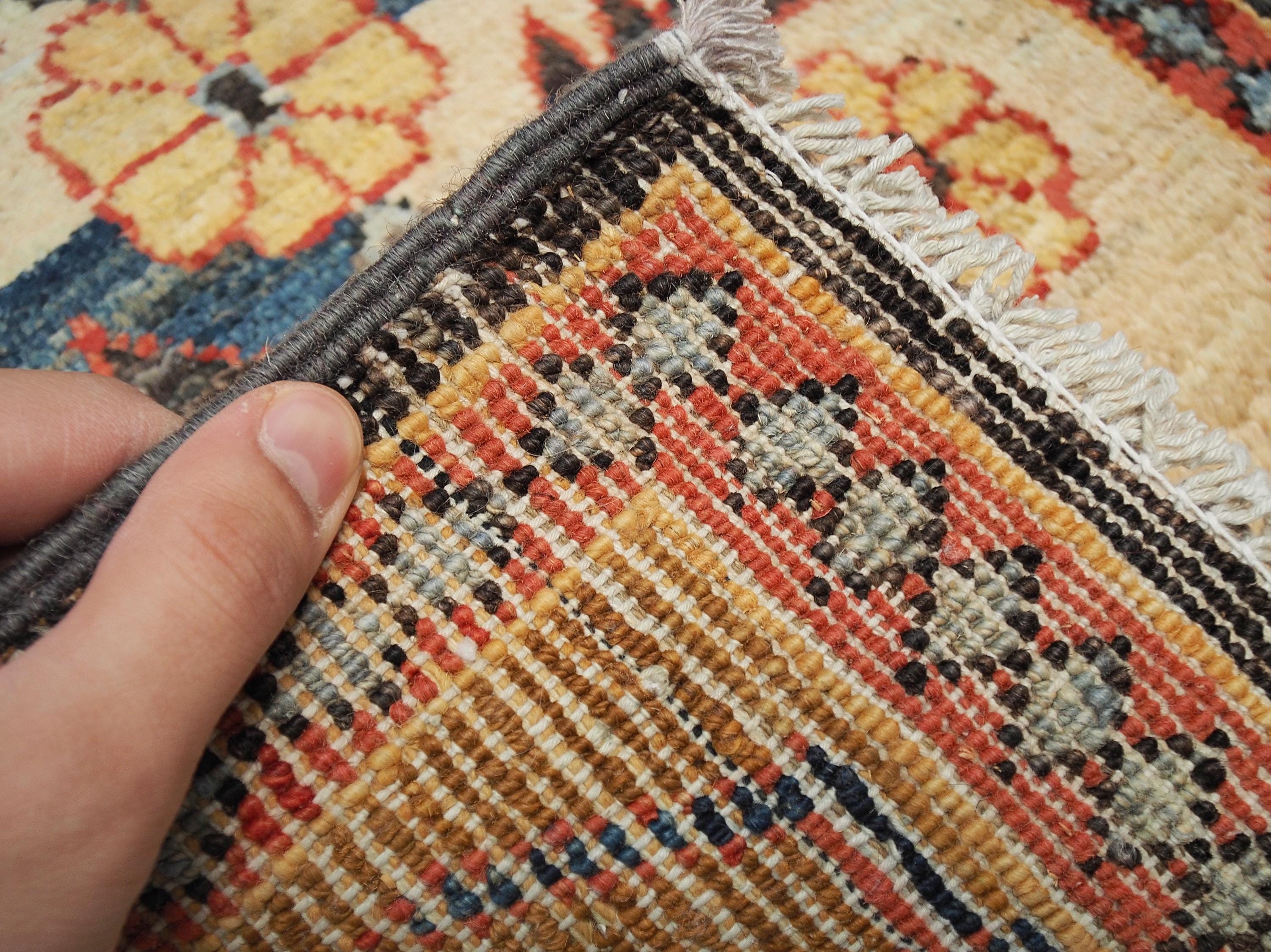 1x2 Ft Hand Knotted Heriz Rug - Beige & Blue Floral Accent Rug