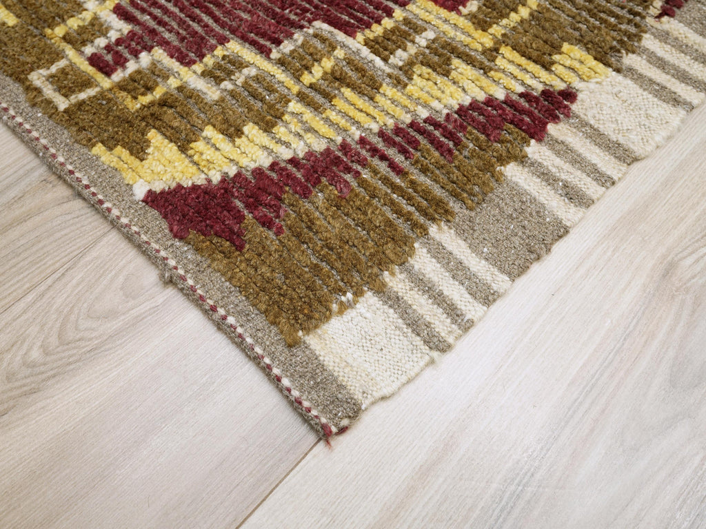 6x9 Ft Brown & Red Moroccan Rug - Hand Knotted Tribal Design