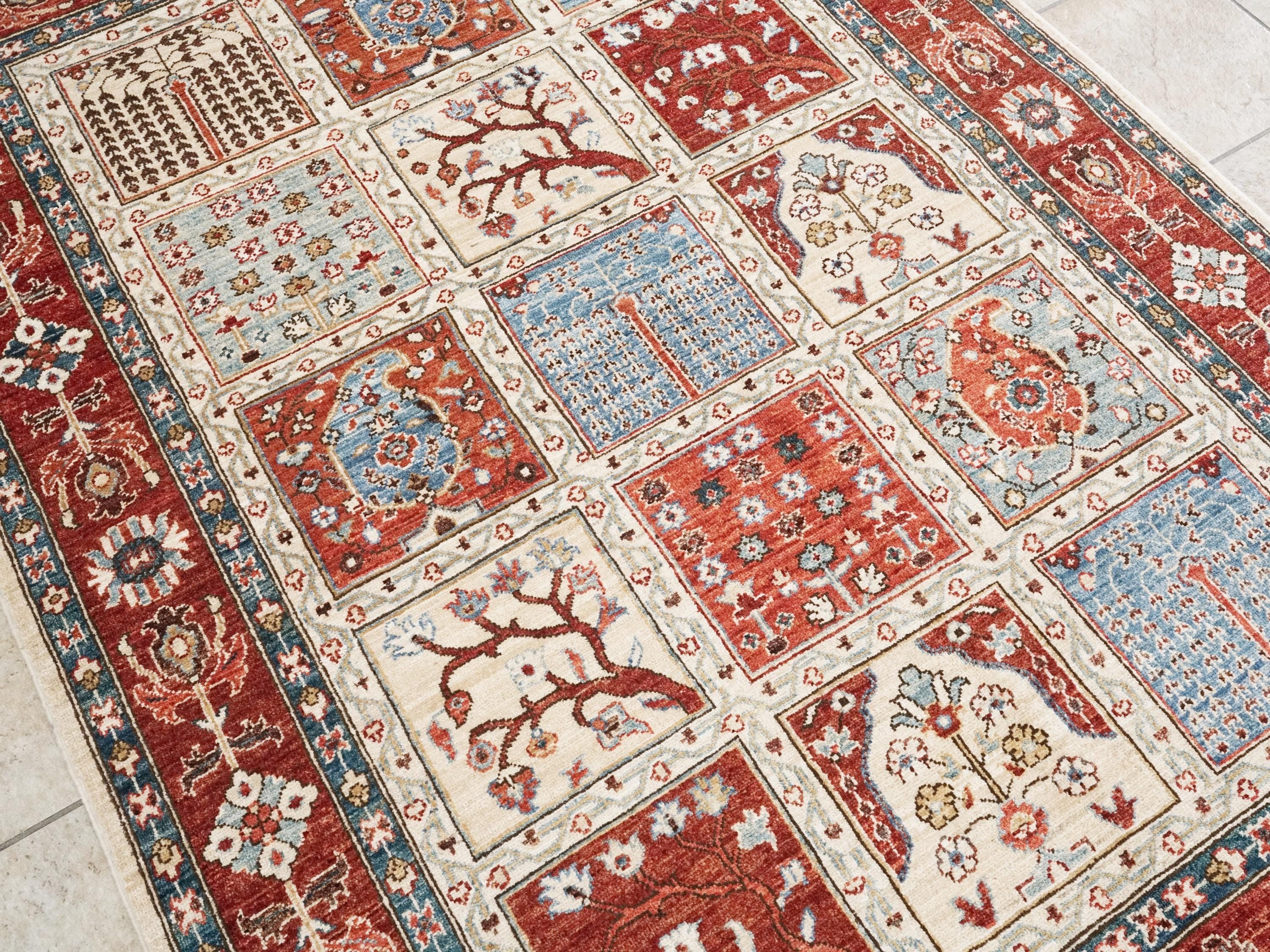 5x7 Ft Hand Knotted Red Heriz Rug - Wool Oriental Rug