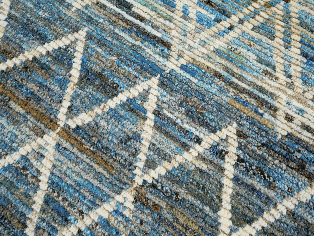 8x10 Ft Blue & White Moroccan Rug - Hand Knotted Wool Area Rug