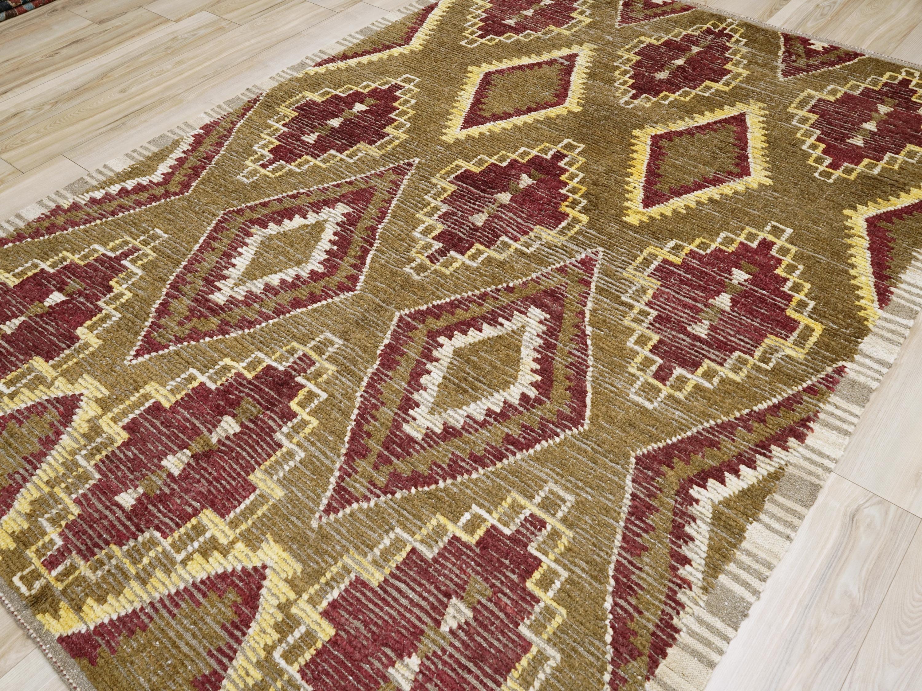 6x9 Ft Brown & Red Moroccan Rug - Hand Knotted Tribal Design
