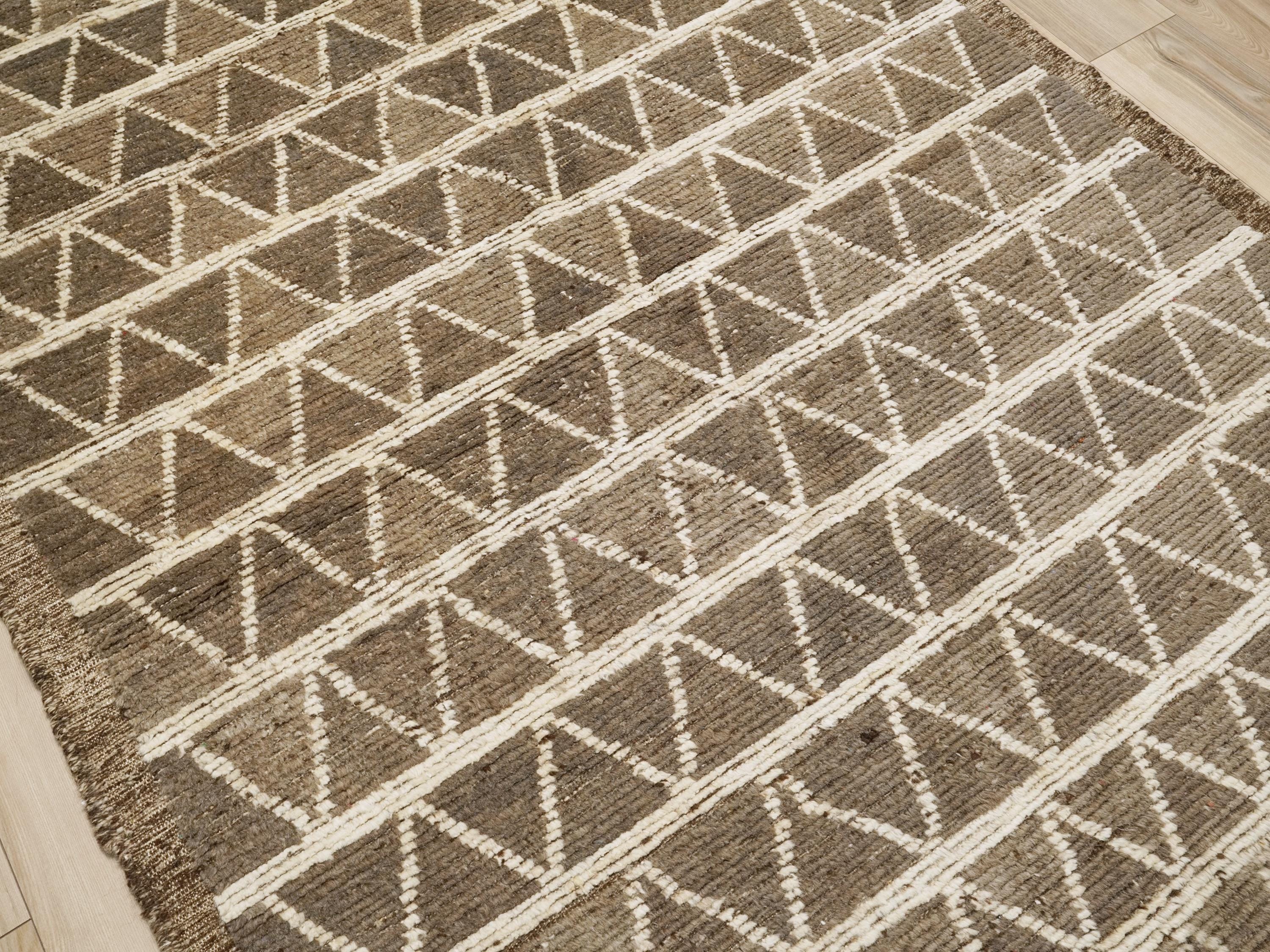 6x8 Ft Brown Moroccan Rug - Geometric Wool Rug