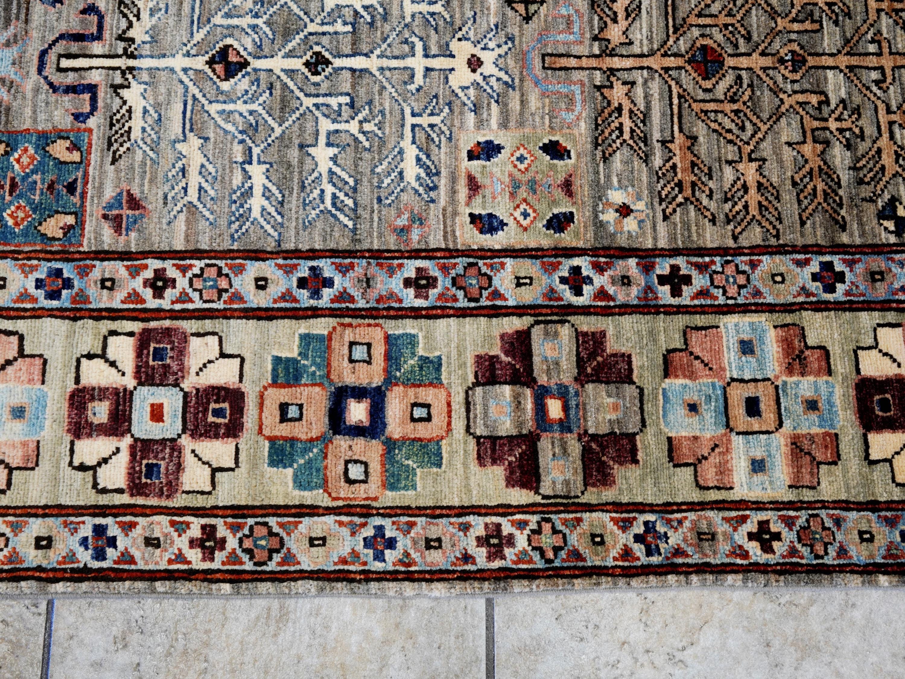 6x8 Ft Light Brown Heriz Rug - Hand Knotted Oriental Area Rug