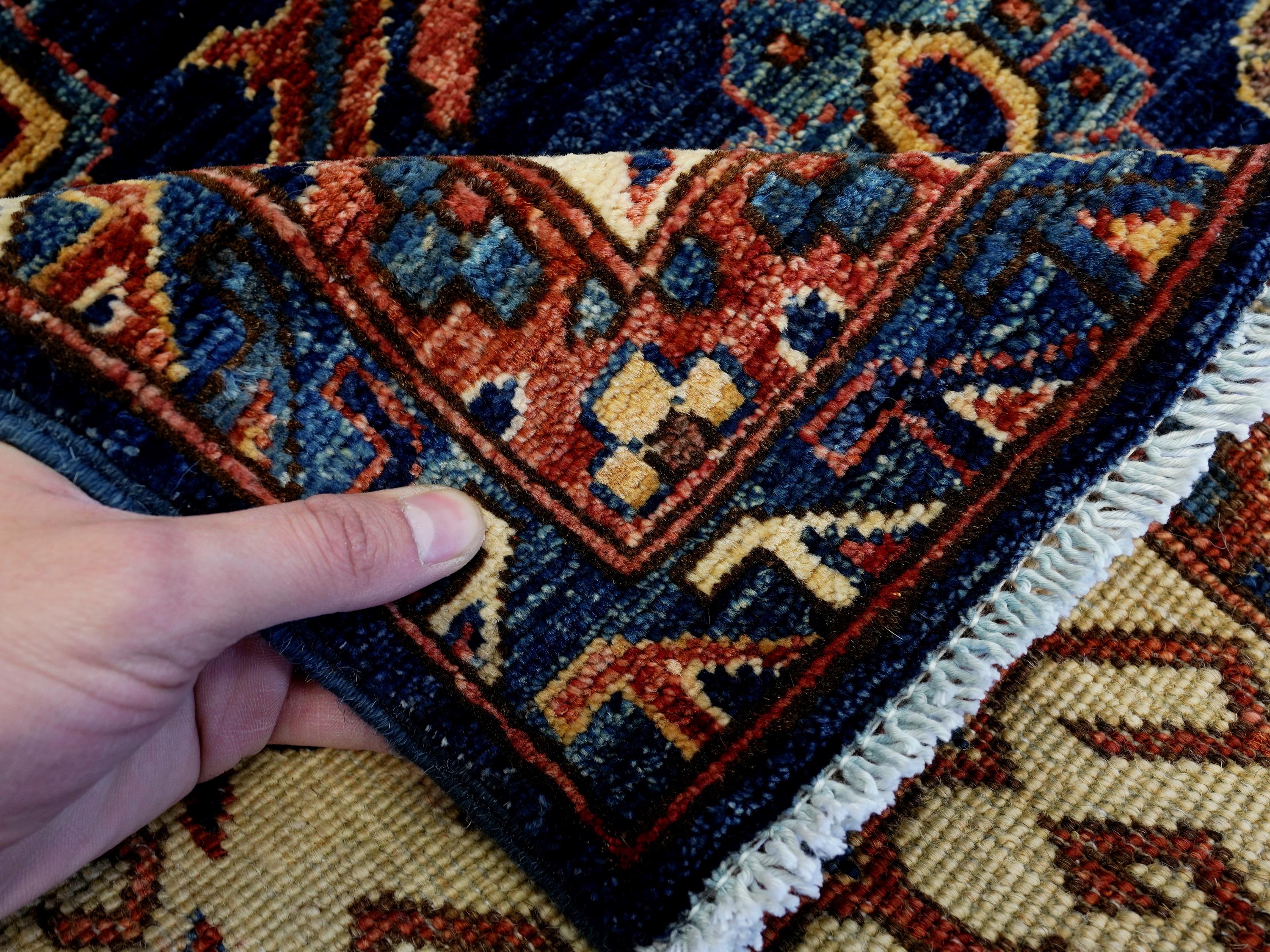 8x10 Ft Blue & Beige Heriz Rug - Hand Knotted Oriental Wool Rug
