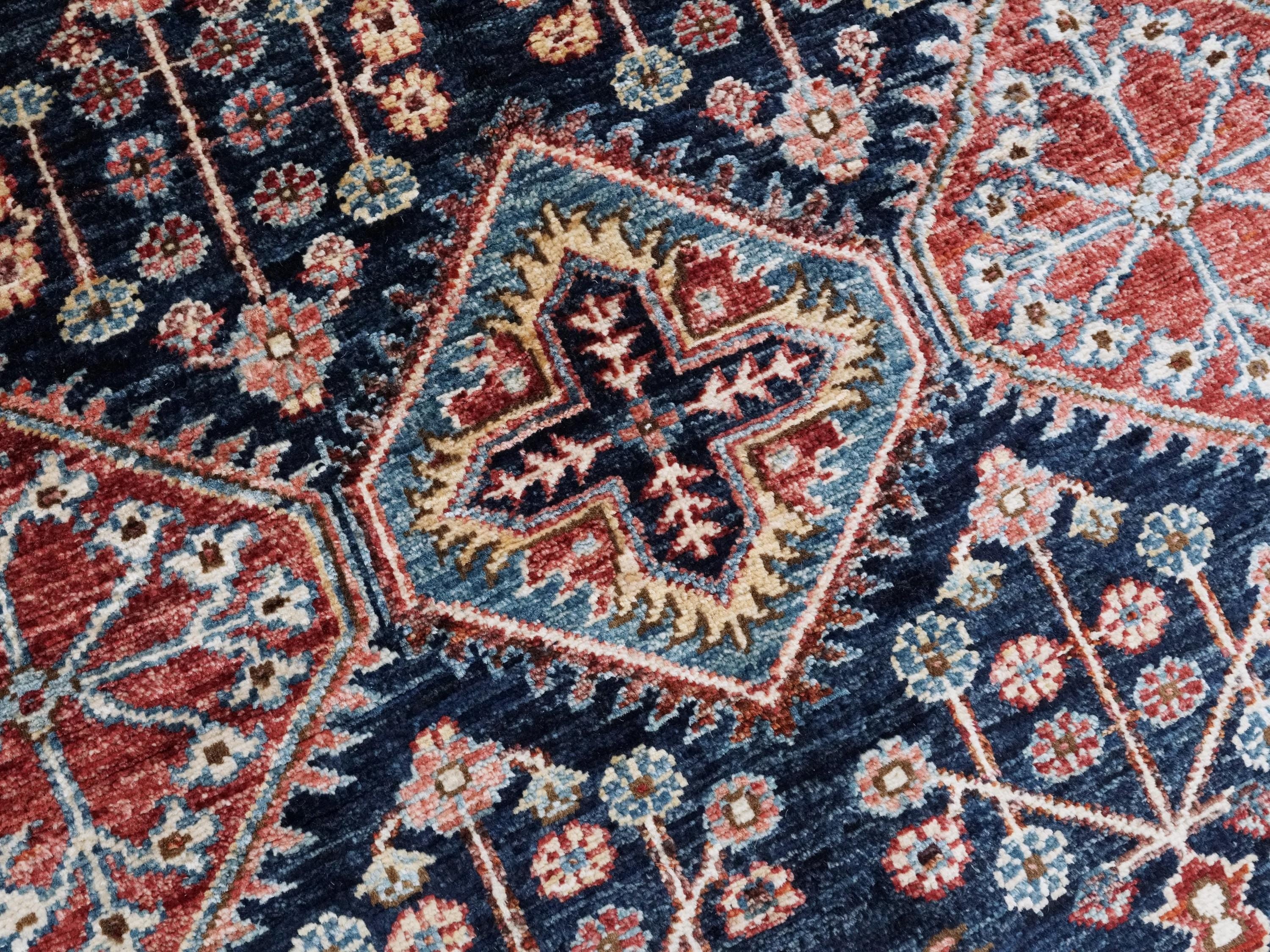 6x9 Ft Blue & Red Heriz Rug - Oriental Area Rug - Persian Design