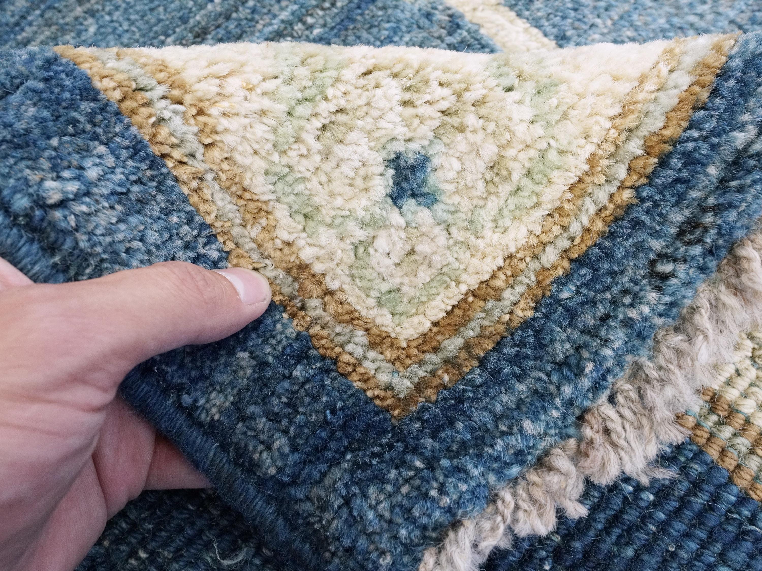 8x10 Ft Blue Ushak Rug - Hand Knotted Wool Oriental Rug