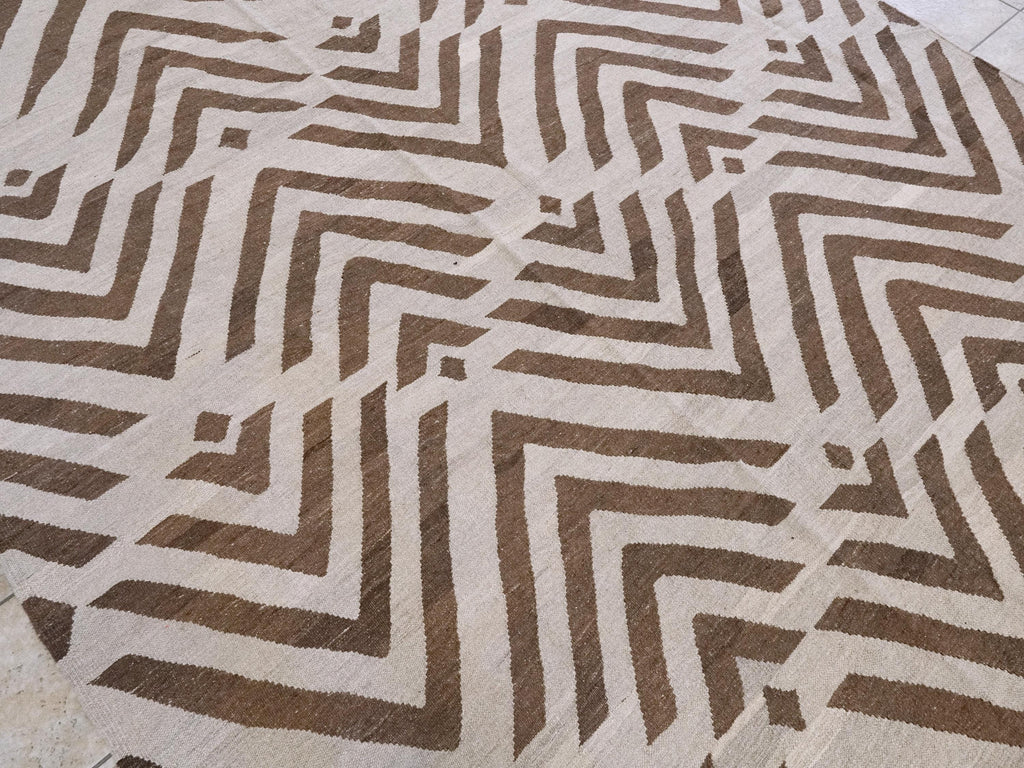 9x10 Ft Brown & Beige Kilim Rug - Flat Weave Area Rug - Abstract Design