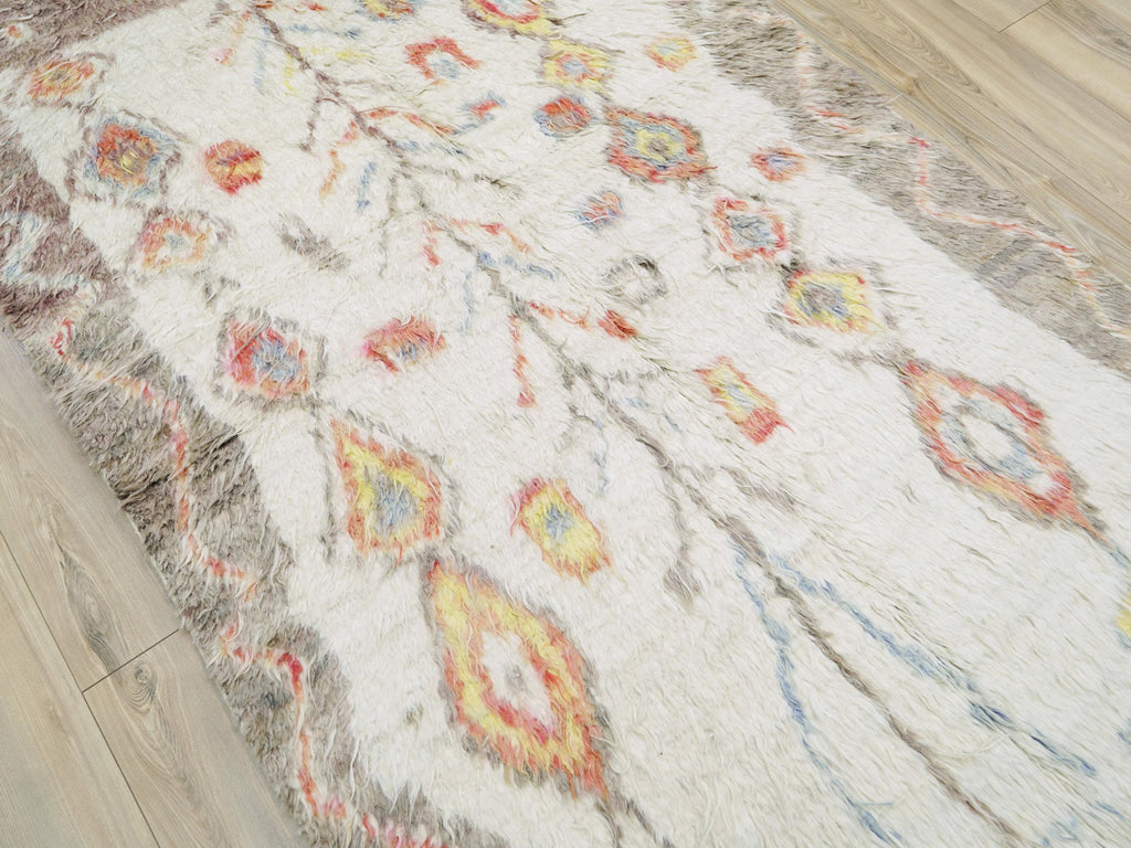5x7 Ft Beige Moroccan Rug - Shaggy Floral Area Rug