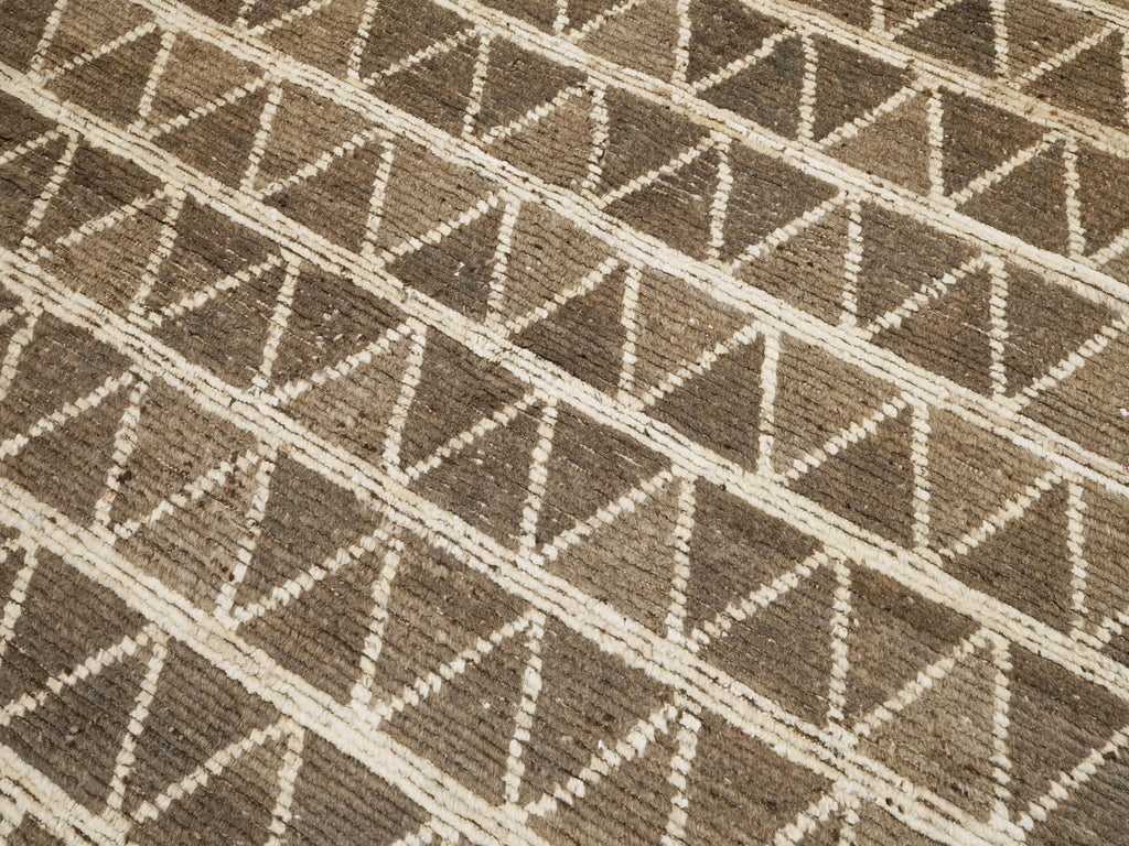6x8 Ft Brown Moroccan Rug - Geometric Wool Rug