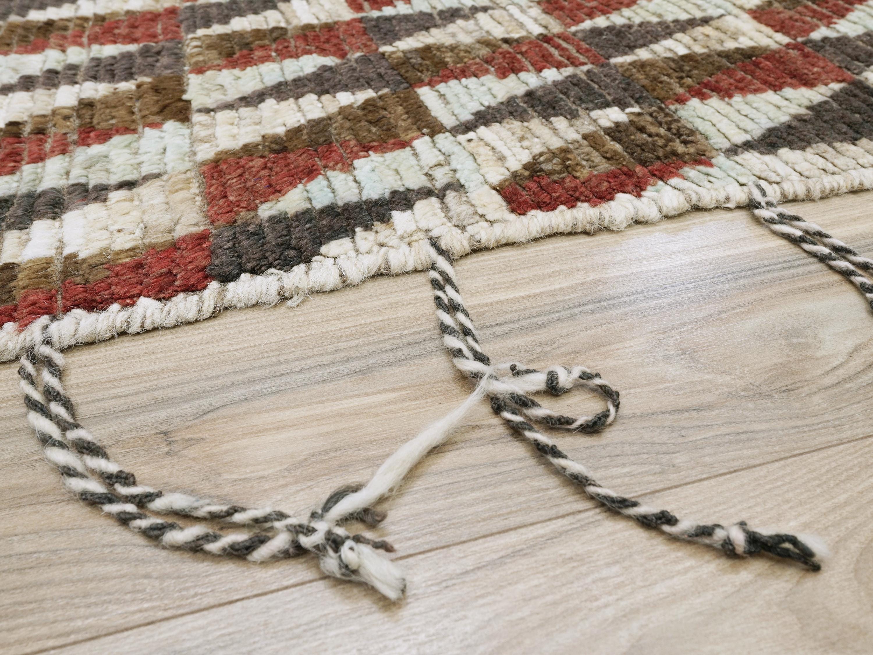 6x9 Ft Moroccan Rug - Tribal Geometric Design