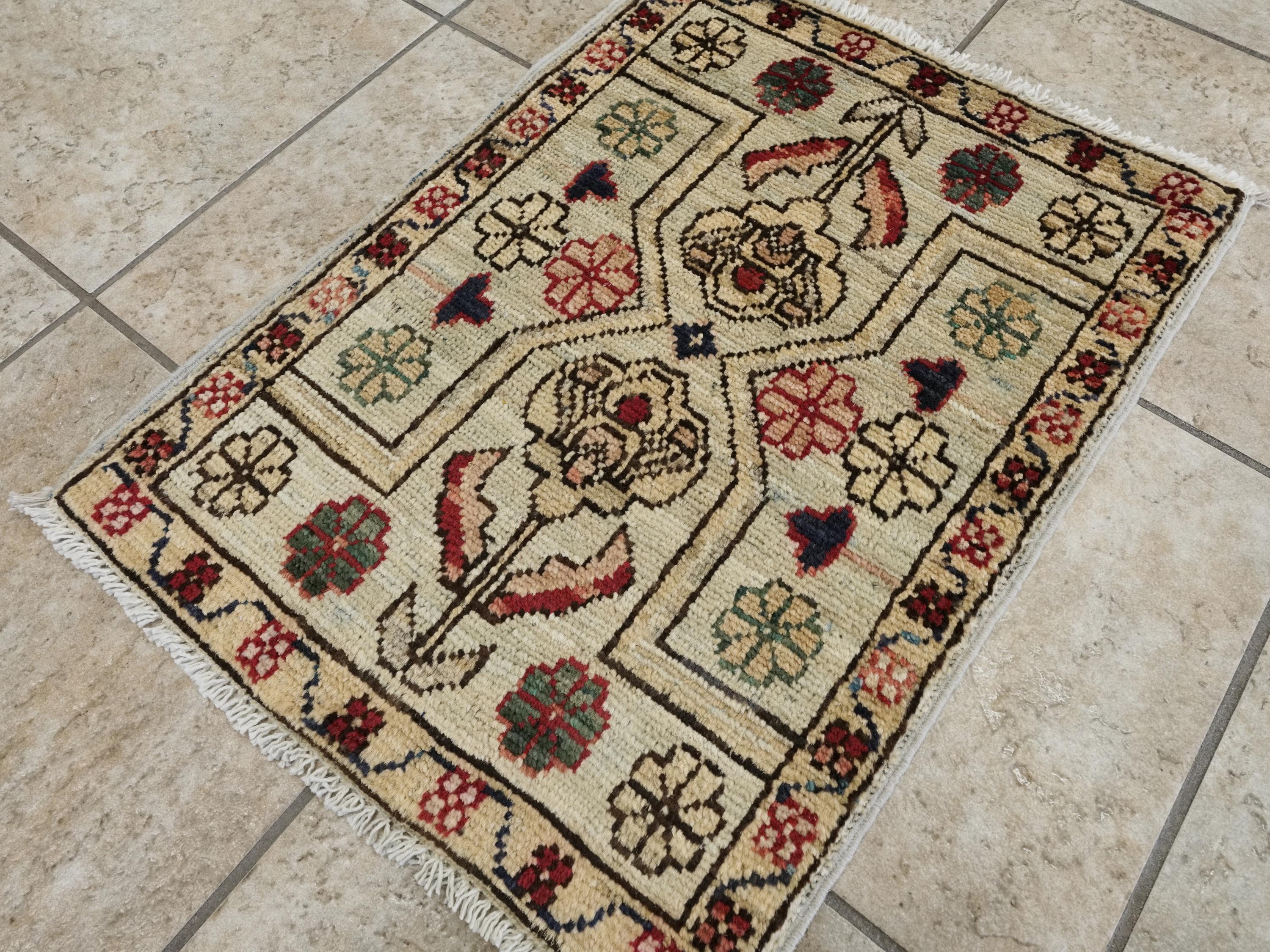 1x2 Ft Hand Knotted Beige Serapi Rug - Ghazni Wool Floral Rug