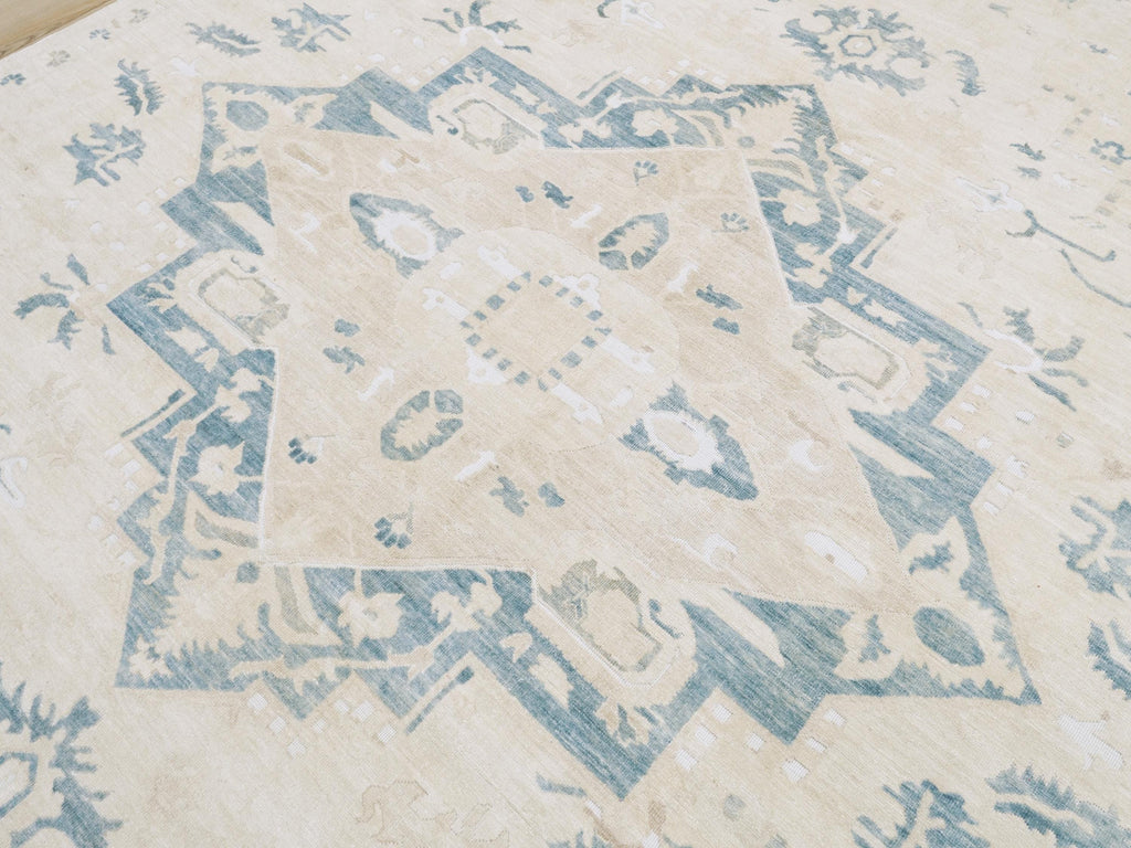 8x10 Ft White Serapi Rug - Hand Knotted Afghan Oriental Rug