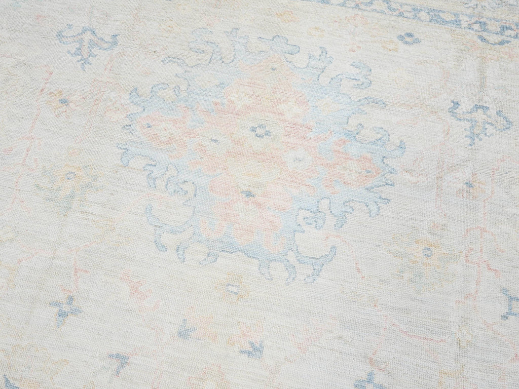 9x12 Ft White Pastel Oushak Rug - Handmade Area Rug - Floral Design