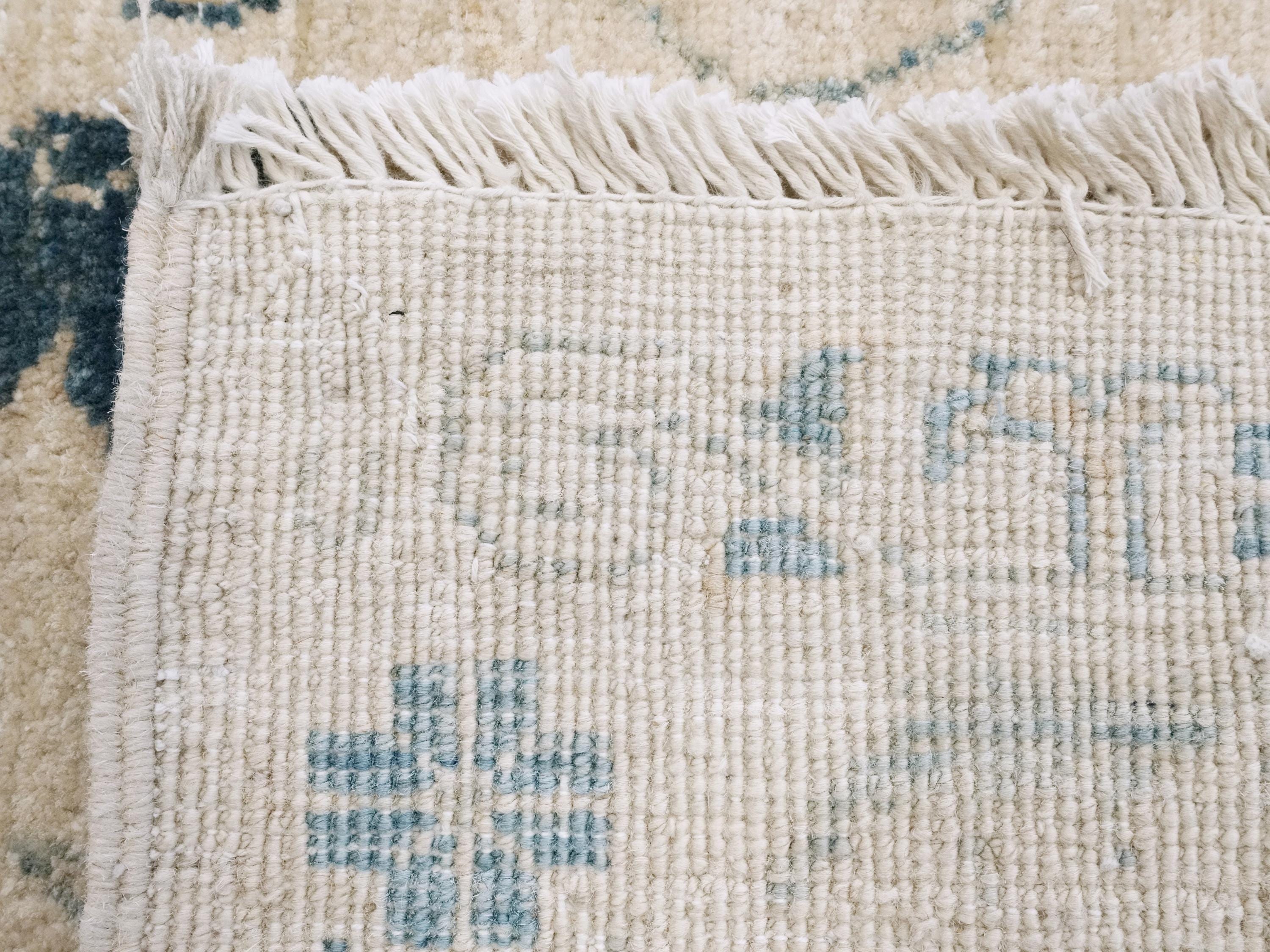 Handmade White Serapi Rug - 4x6 Ft Oriental Area Rug - Floral Design