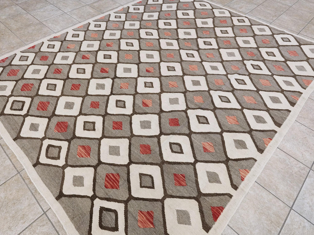 8x10 Ft Brown & Beige Kilim Rug - Flat Weave Area Rug - Tribal Design