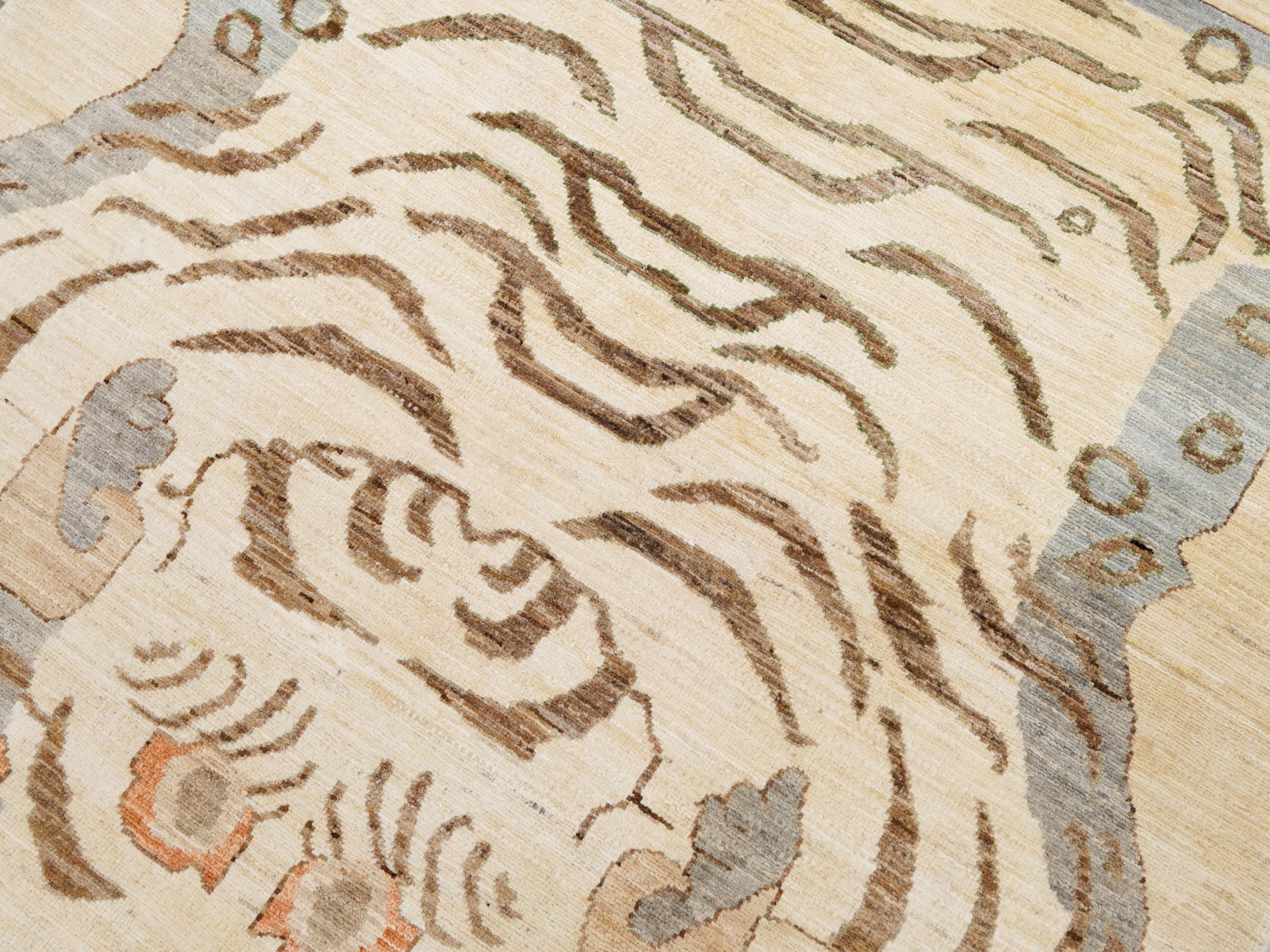 4x6 Ft Beige Tiger Rug - Hand Knotted Oriental Rug