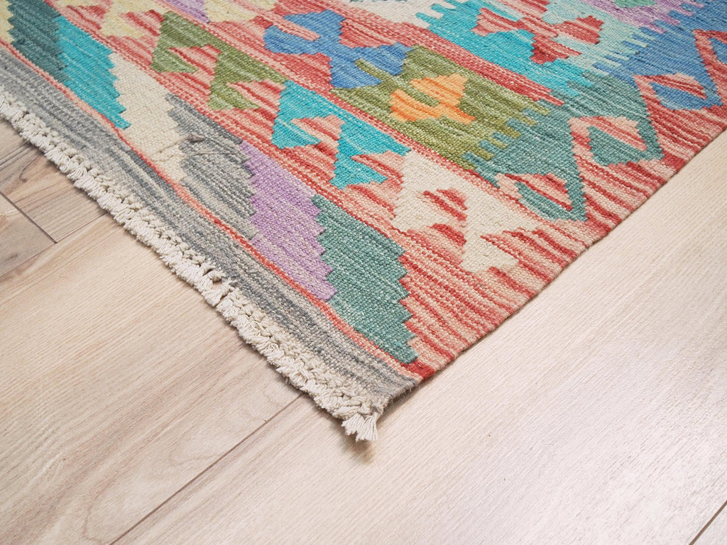 4x6 Ft Tribal Kilim Rug - Flat Weave Scandinavian Style