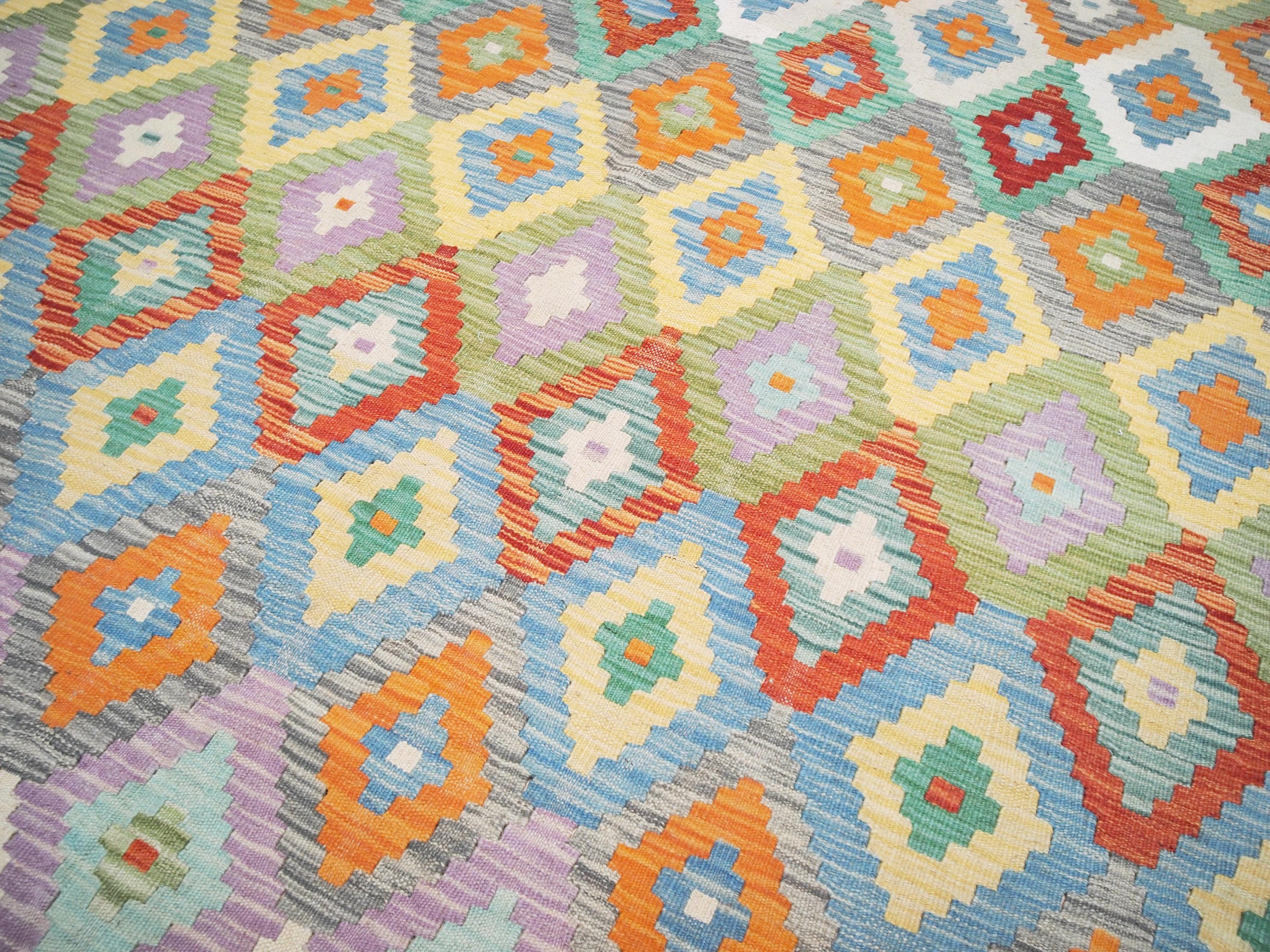 7x10 Ft Light Green Kilim Rug - Afghan Tribal Flat Weave