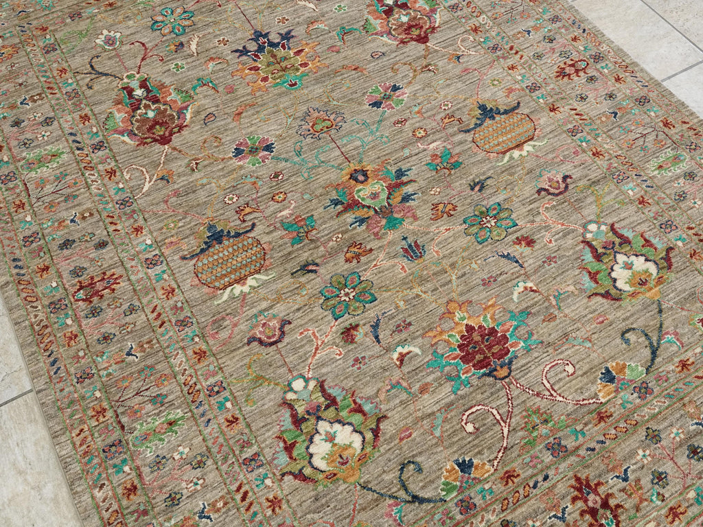 5x7 Ft Brown Serapi Rug - Hand Knotted Oriental Rug - Floral Design