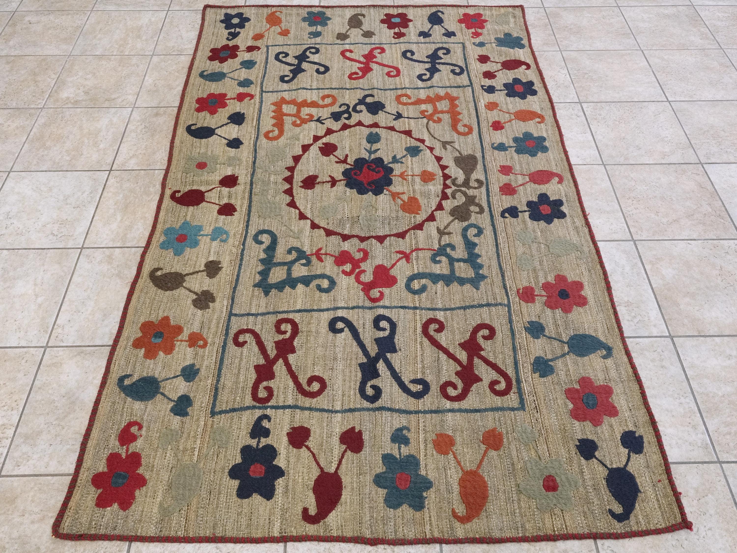 4'6x7'2 Ft Vintage Suzani Kilim Rug - Hand Knotted Wool - Tribal Flatweave