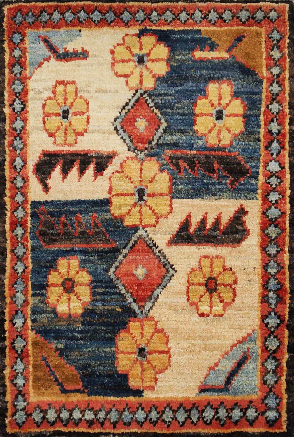 1x2 Ft Hand Knotted Heriz Rug - Beige & Blue Floral Accent Rug