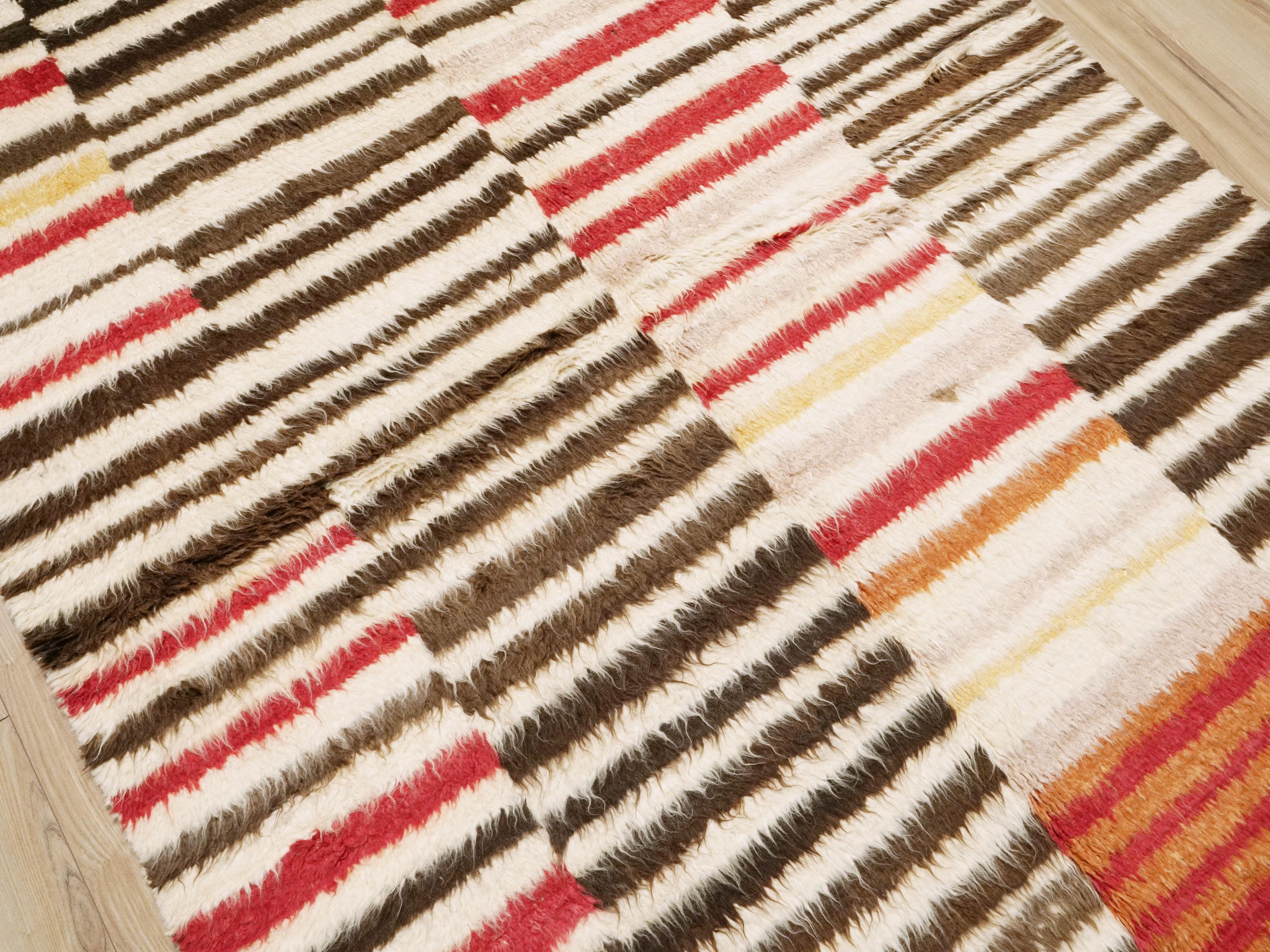 6x8 Ft Black & Red Moroccan Rug - Hand Knotted Shaggy Wool Rug