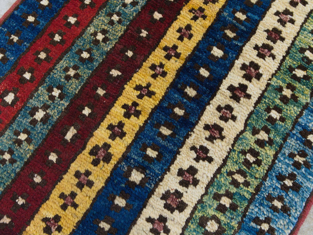 1x2 Ft Colorful Heriz Rug - Wool Accent Rug