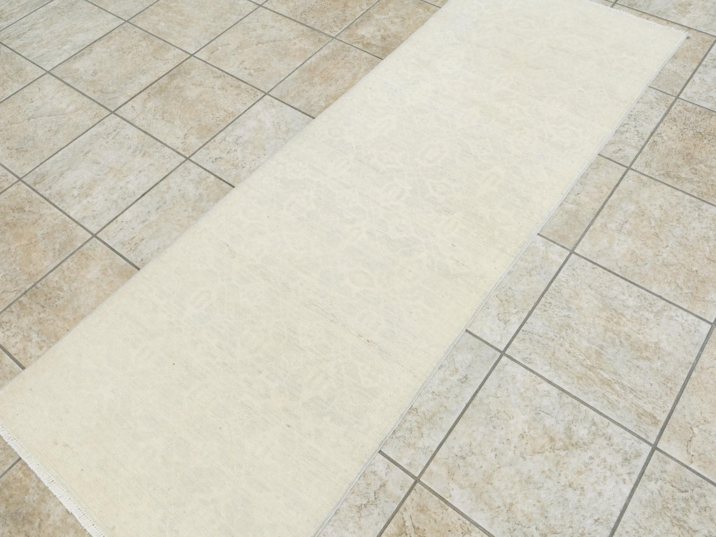 7 Ft Vintage Heriz Runner - Hand Knotted Wool Rug - Beige Persian Style