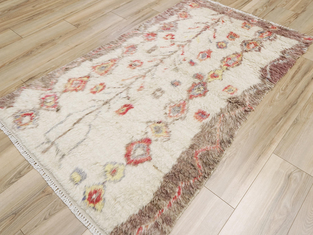 4x6 Ft Hand Knotted Moroccan Rug - Beige Shaggy Rug