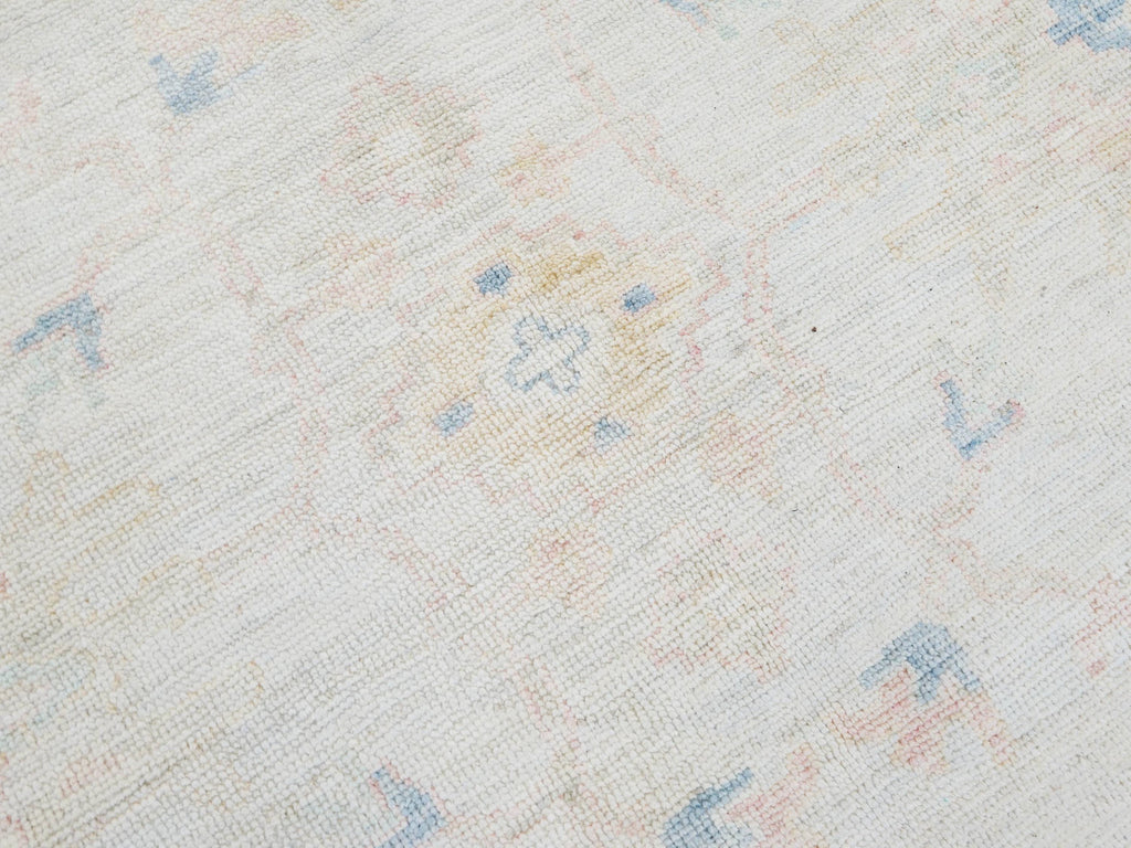 9x12 Ft White Pastel Oushak Rug - Handmade Area Rug - Floral Design
