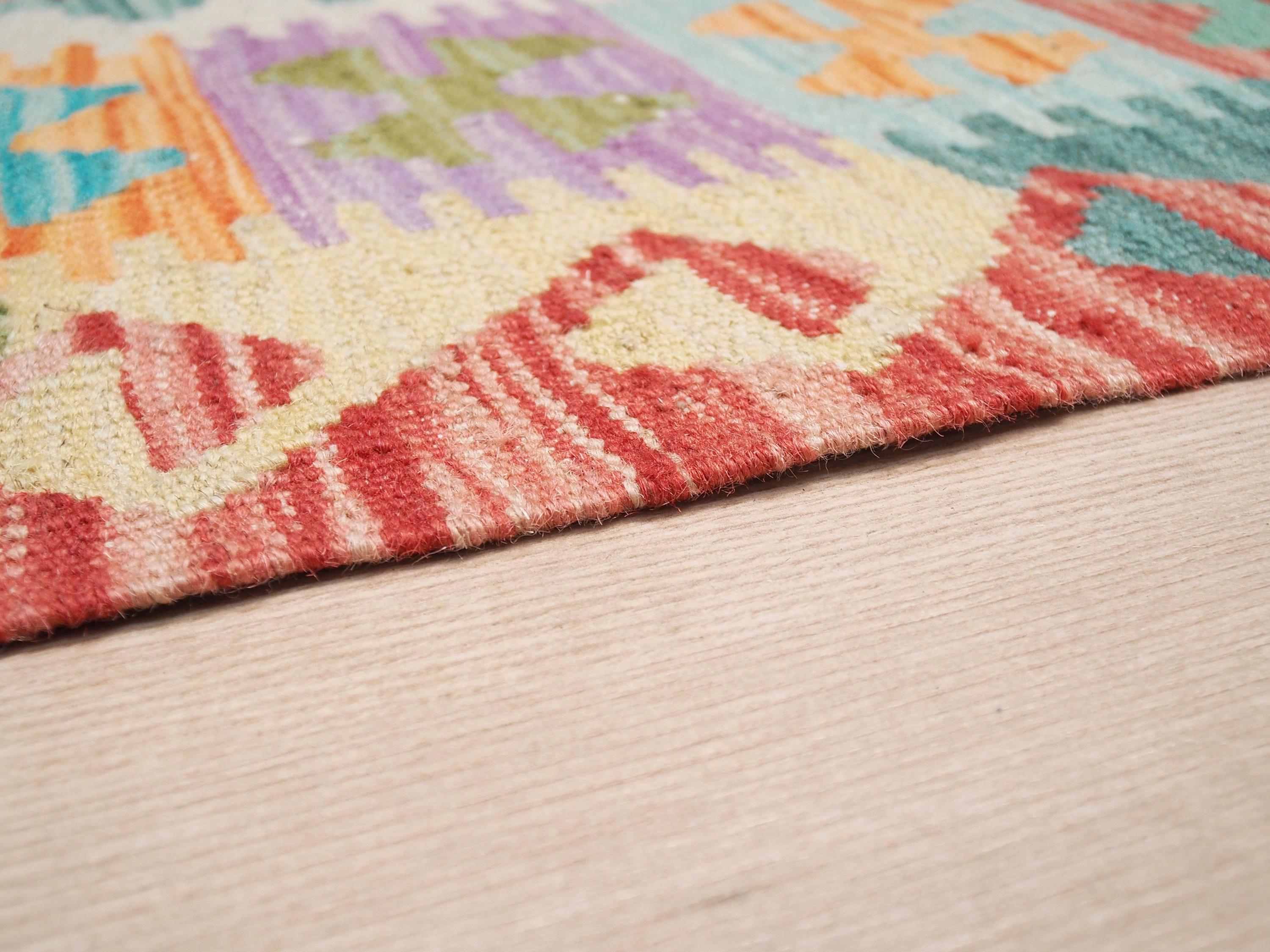 4x6 Ft Tribal Kilim Rug - Flat Weave Scandinavian Style